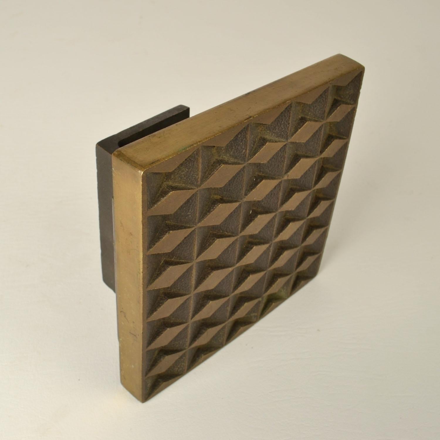 Late 20th Century Square Push and Pull Door Handle in Bronze in Diamond Relief For Sale