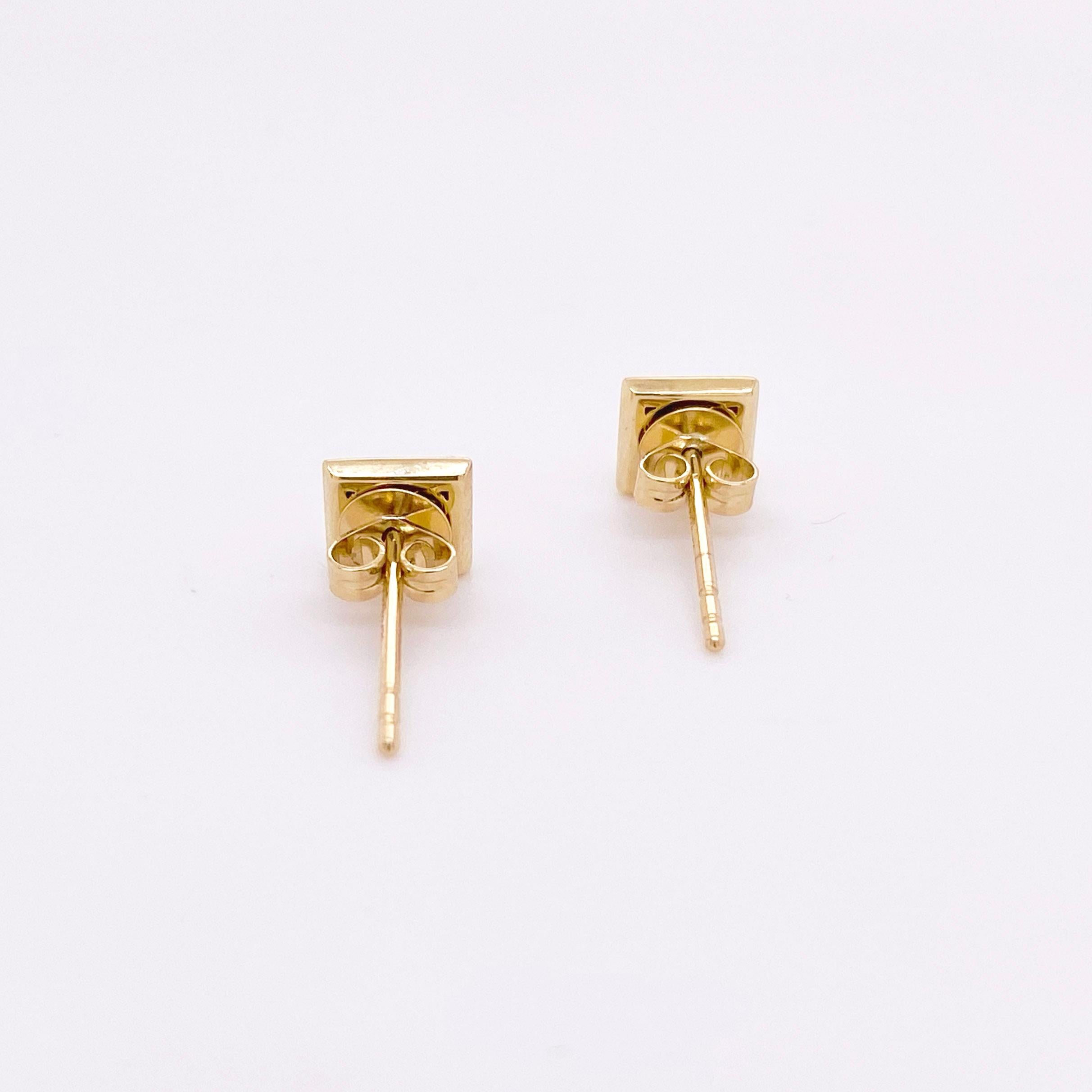 Square Pyramid Earrings, 14 Karat Yellow Gold Pyramid Stud Earrings, Post Square For Sale 2