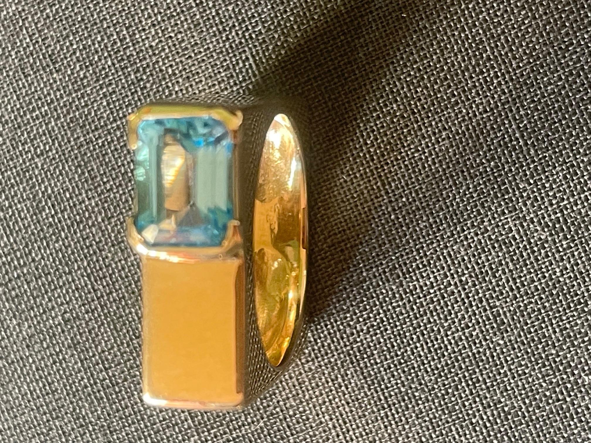 Women's or Men's Square ring 18k gold aquamarine For Sale