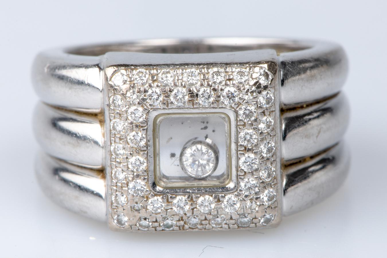 Square ring by Chopard, in 18-carat white gold, set with 45 diamonds For Sale 8