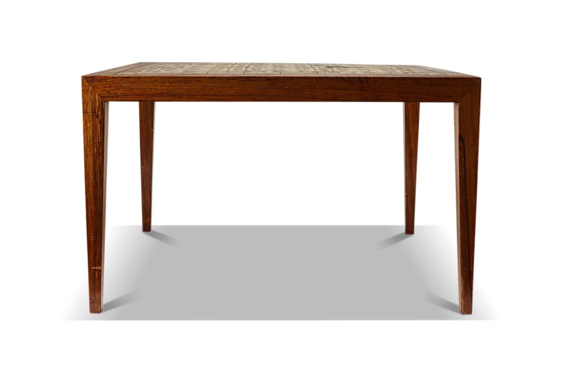 Square rosewood coffee table by severin hansen for haslev In Good Condition For Sale In Berkeley, CA
