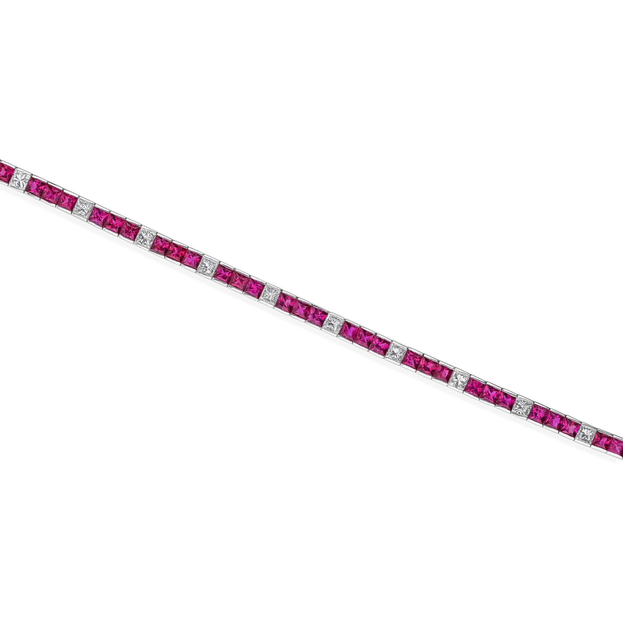 Quadrato Bracciale Tennis con rubino quadrato da 7,52 carati e diamante da 2,13 carati in oro bianco massiccio 18 carati in vendita