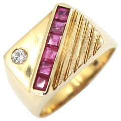 Square Ruby and Single Diamond 18 Karat Yellow Gold Men's Signet Ring