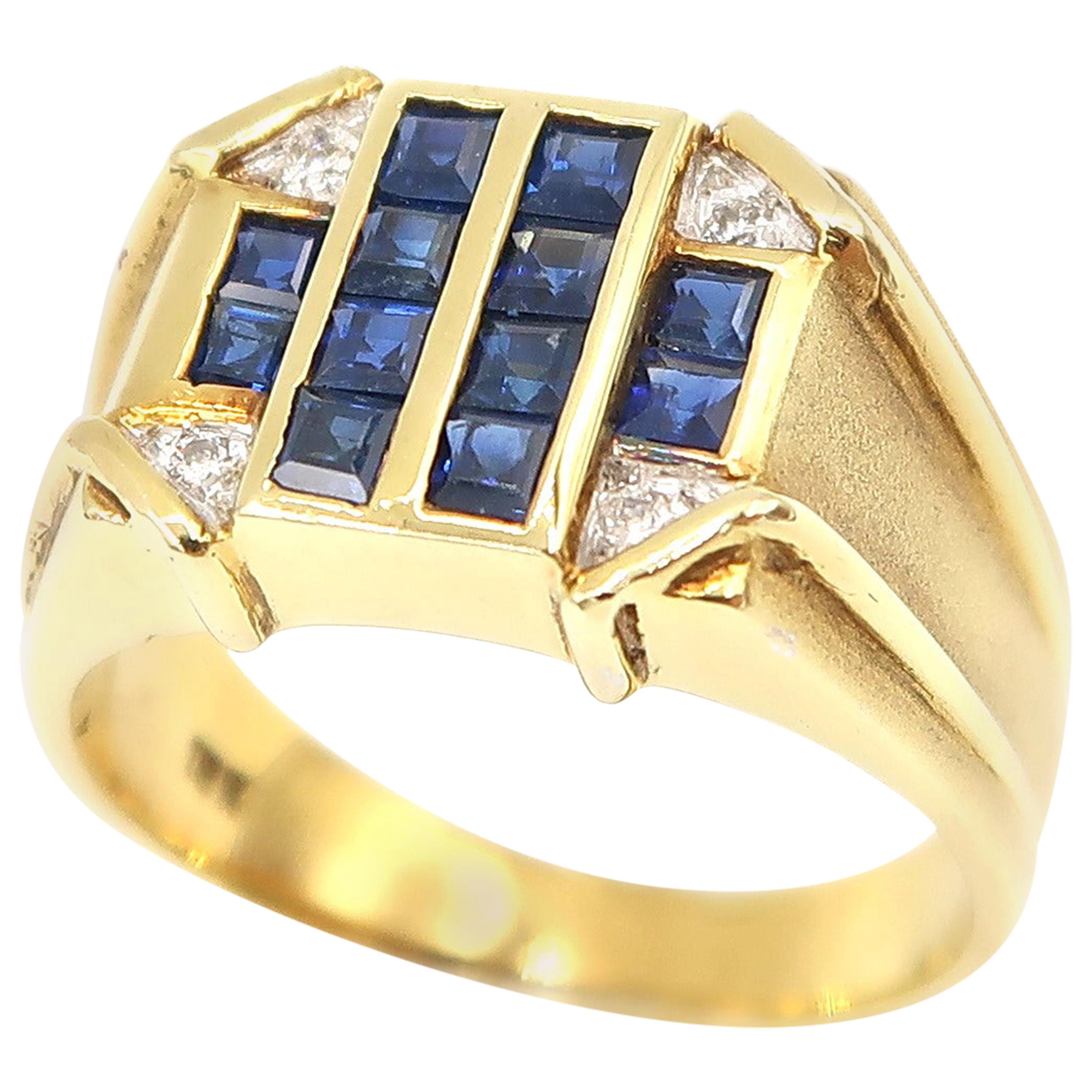 DiamondSet Square 18 Karat Yellow Gold Men's Ring For Sale at
