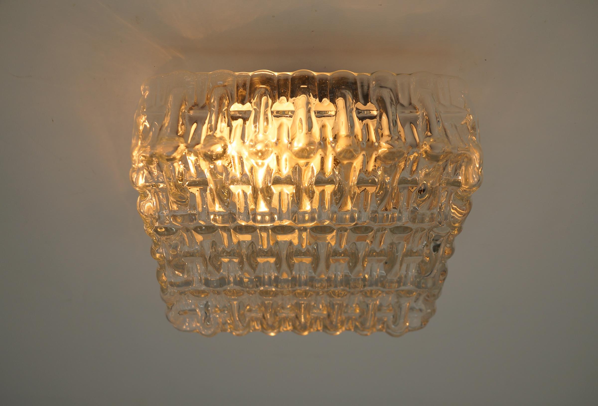 Square Sctructered Heavy Glass Flush Mount Light or Wall Lamp, 1960s For Sale 4
