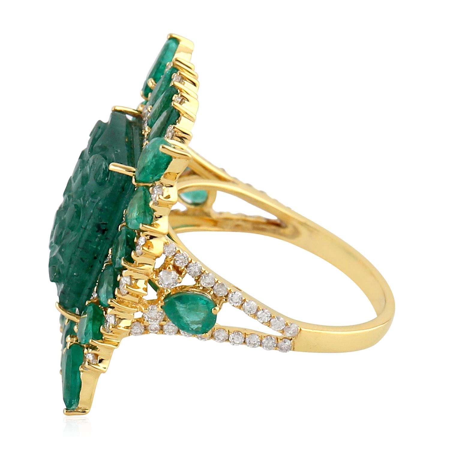 Mixed Cut Square Shape Emerald Cocktail Ring with Diamonds Made in 18k Yellow Gold For Sale