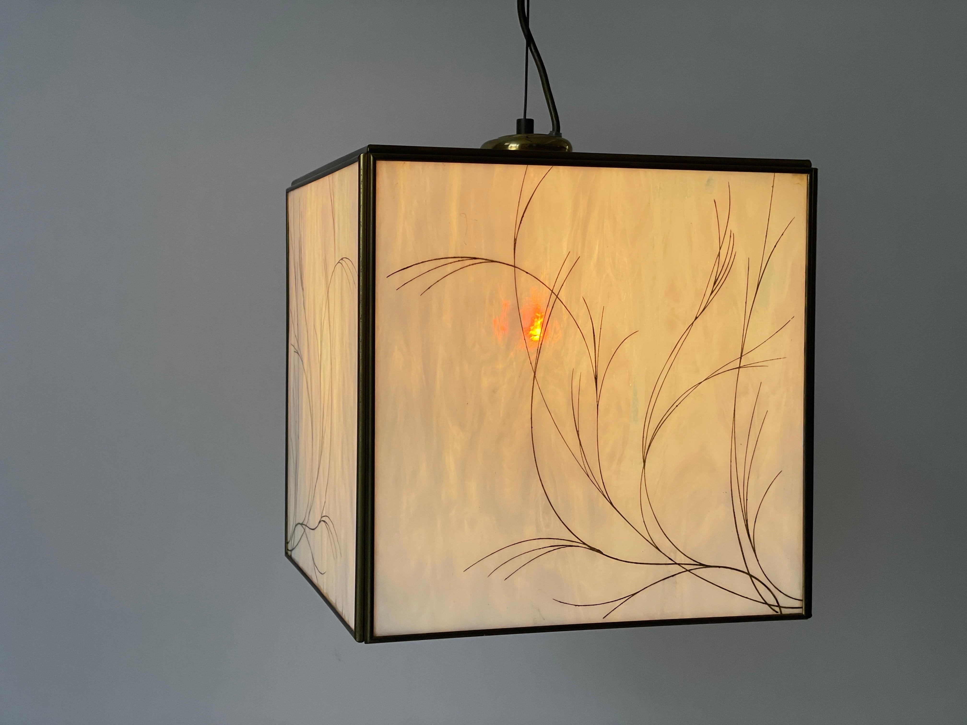 Plafonnier carré en verre et laiton, années 1960, Italie en vente 8