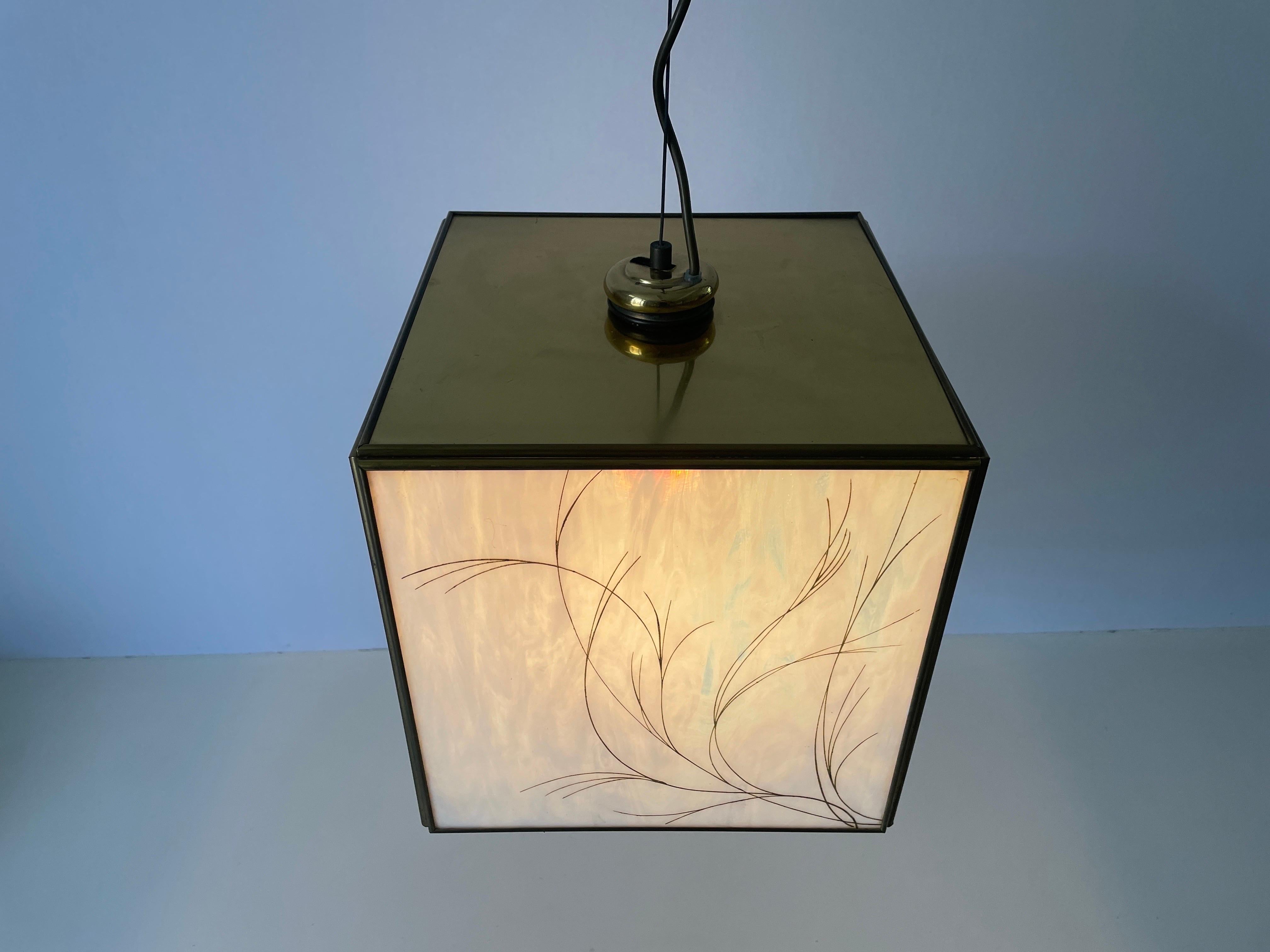Plafonnier carré en verre et laiton, années 1960, Italie en vente 10