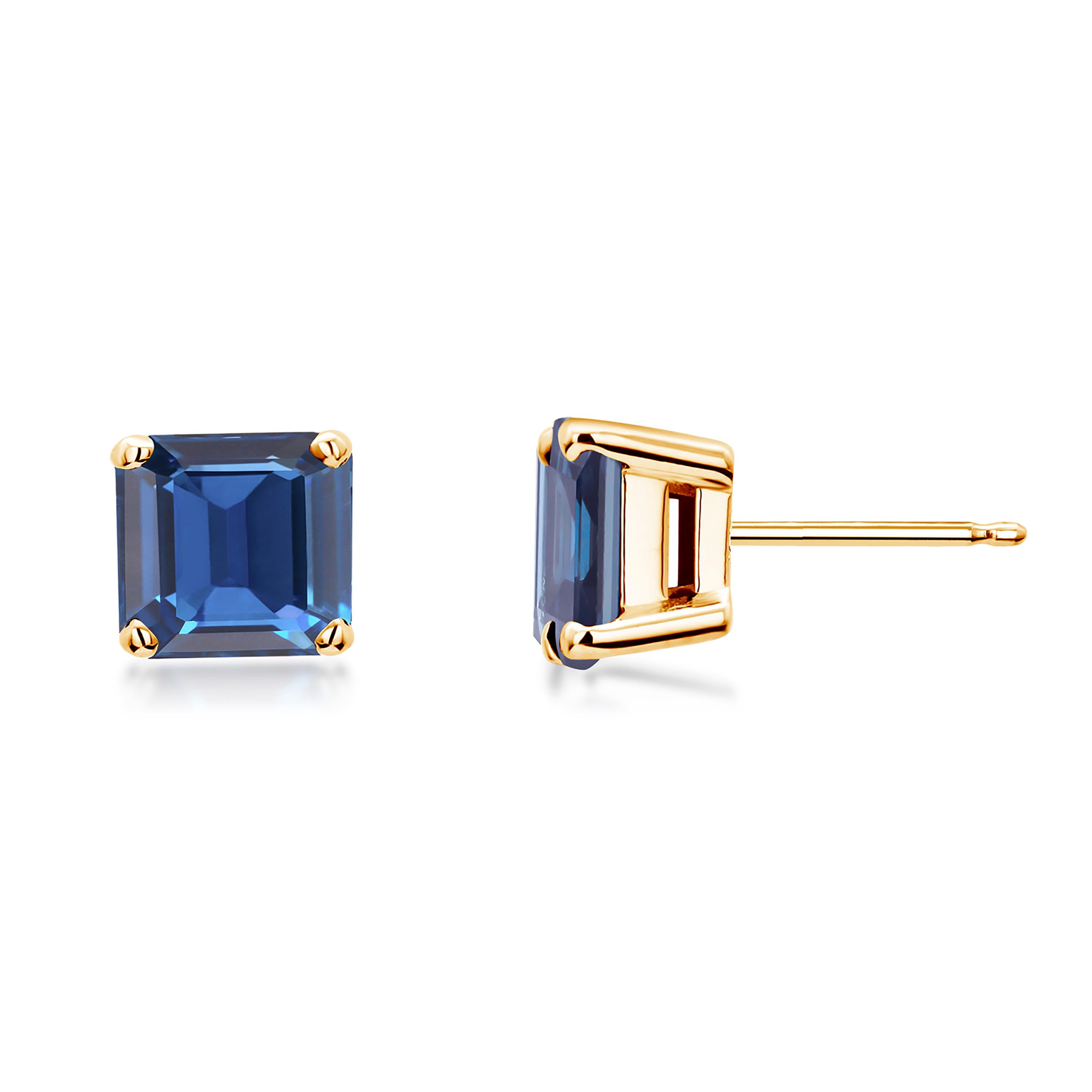 Emerald Cut Square Shaped Sapphire 1.40 Carat 14 Karat Yellow Gold 0.20 Inch Stud Earrings  For Sale