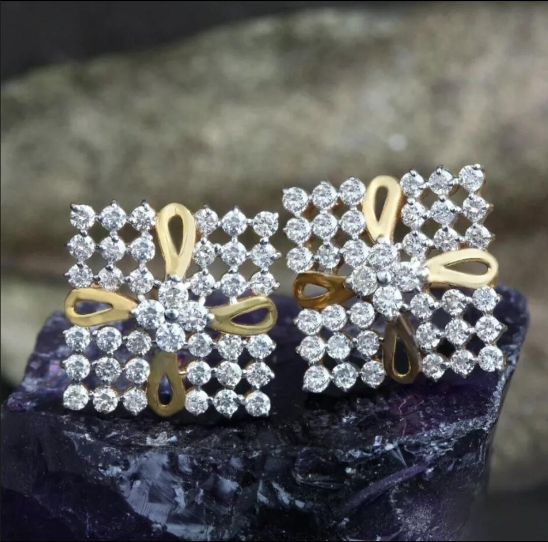 Round Cut Square Shaped Diamond Stud Earrings For Women 14K Solid Gold Handmade Earring For Sale
