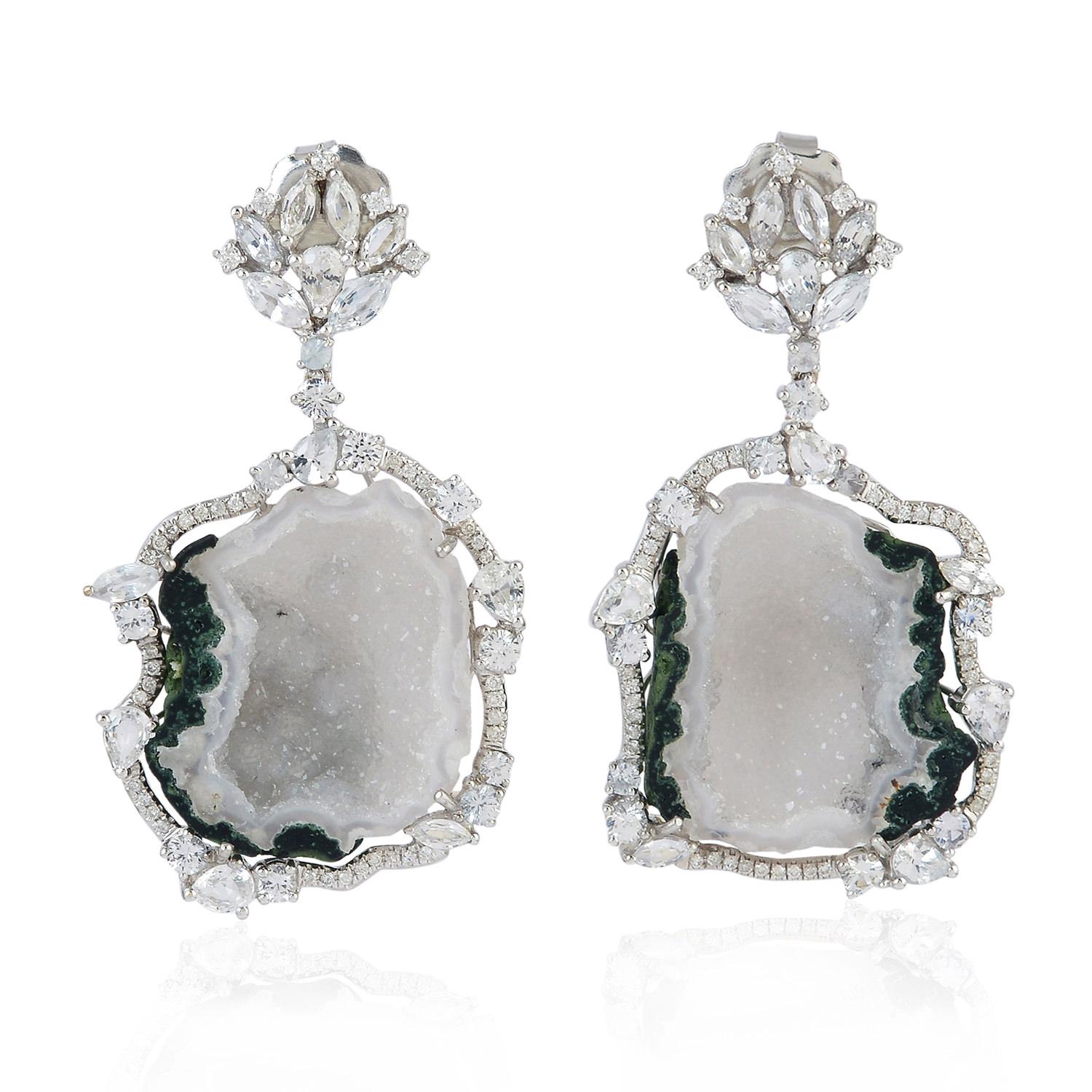 Square Shaped Geode Dangle Earring with Sapphire & Diamonds in 18k White Gold In New Condition For Sale In New York, NY