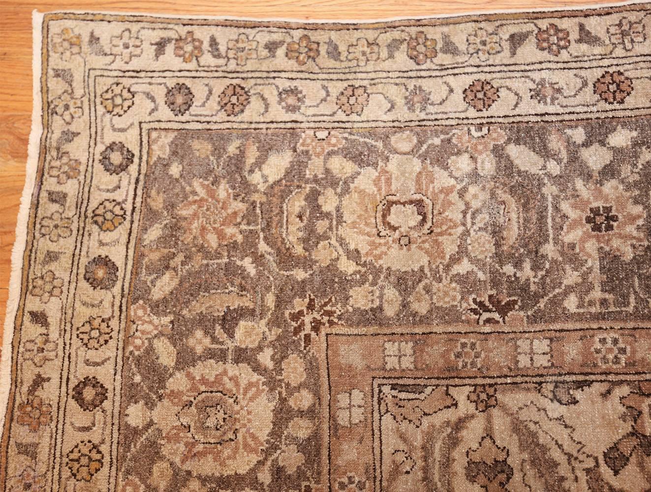 20th Century Antique Agra Indian Rug. Size: 10 ft 3 in x 10 ft 5 in For Sale