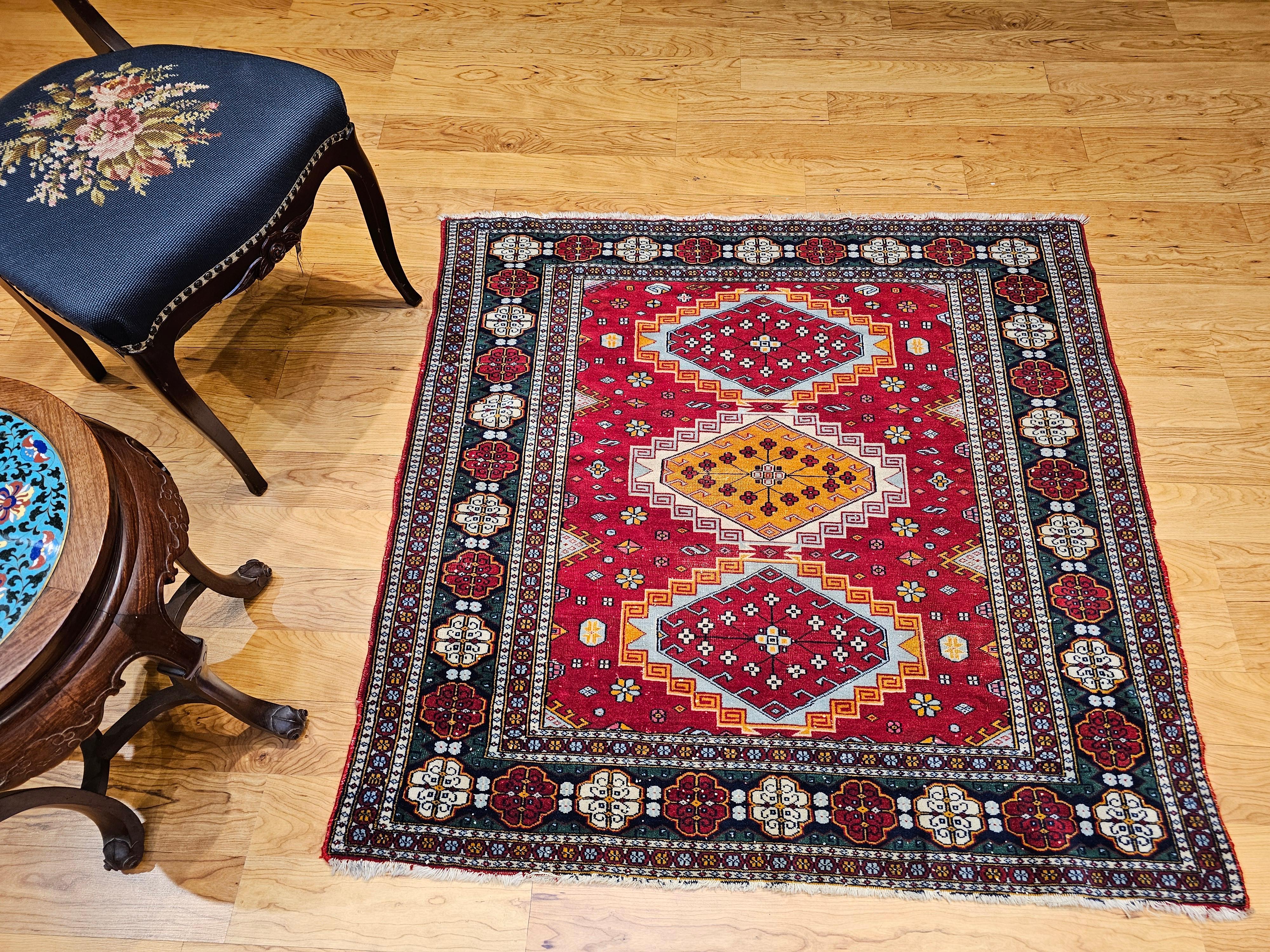 Alfombra Tribal Persa Vintage Cuadrada en venta 7