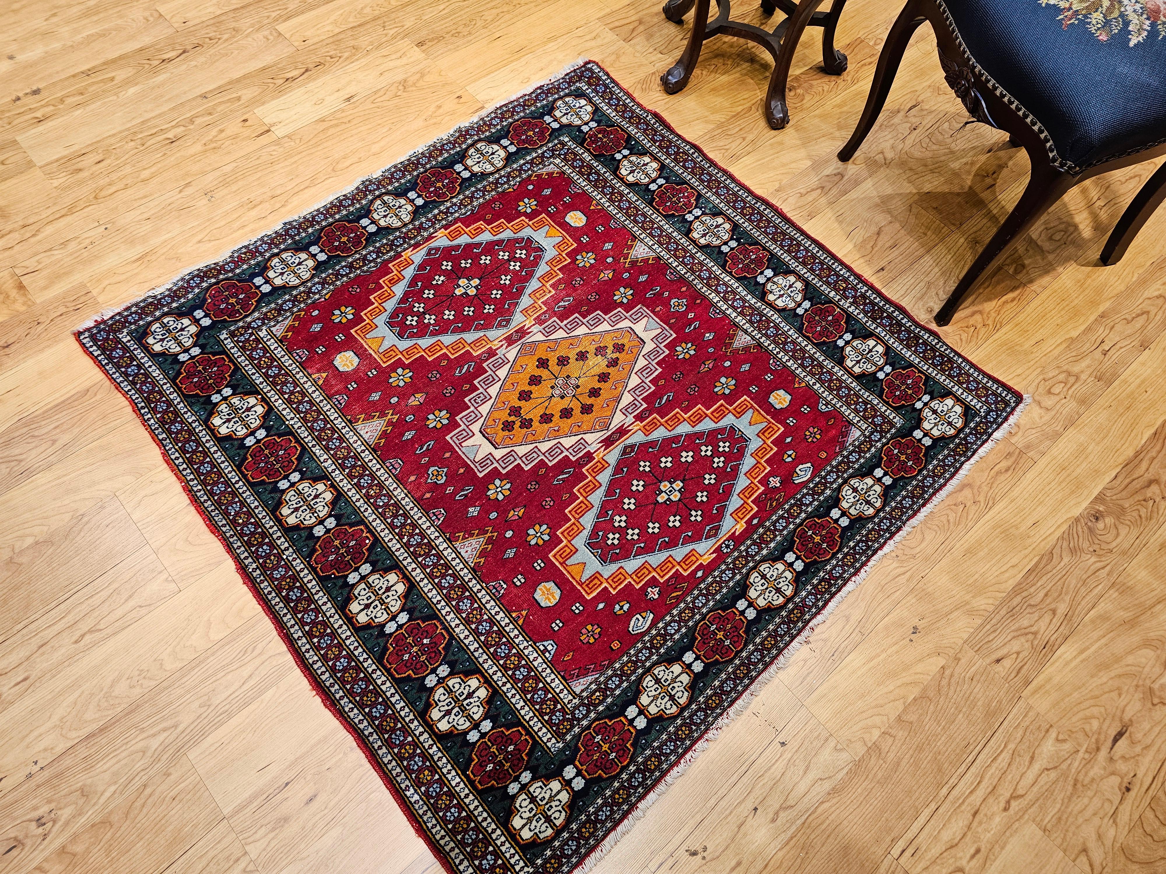 Alfombra Tribal Persa Vintage Cuadrada en venta 2