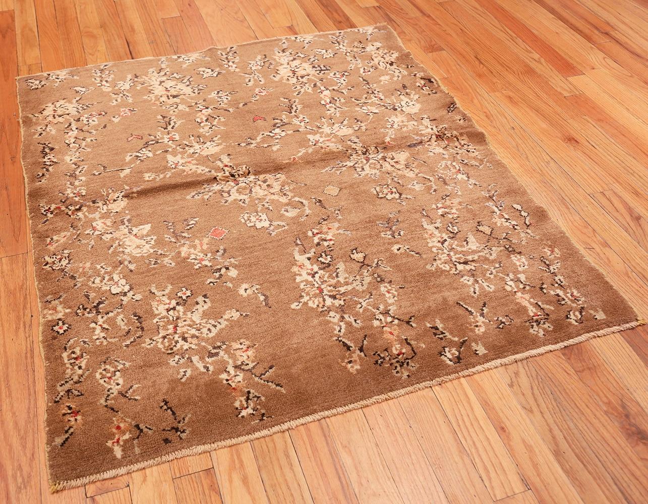Square Size Vintage Decorative Turkish Rug. Size: 4 ft 7 in x 5 ft 2 in In Good Condition In New York, NY
