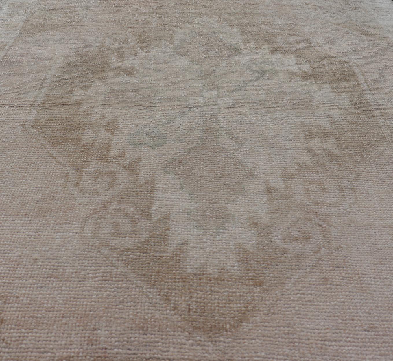 Oushak Tappeto piccolo Vintage By di dimensioni quadrate   2' 5