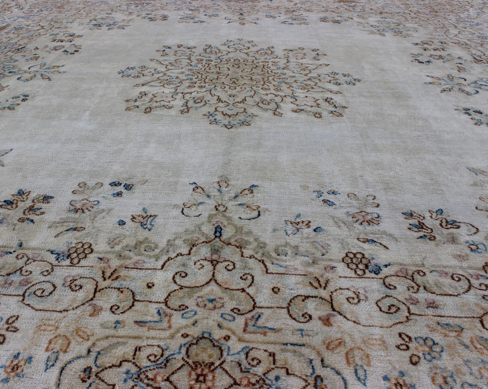 Square-Sized Antique Persian Kerman Rug with Flowers For Sale 1