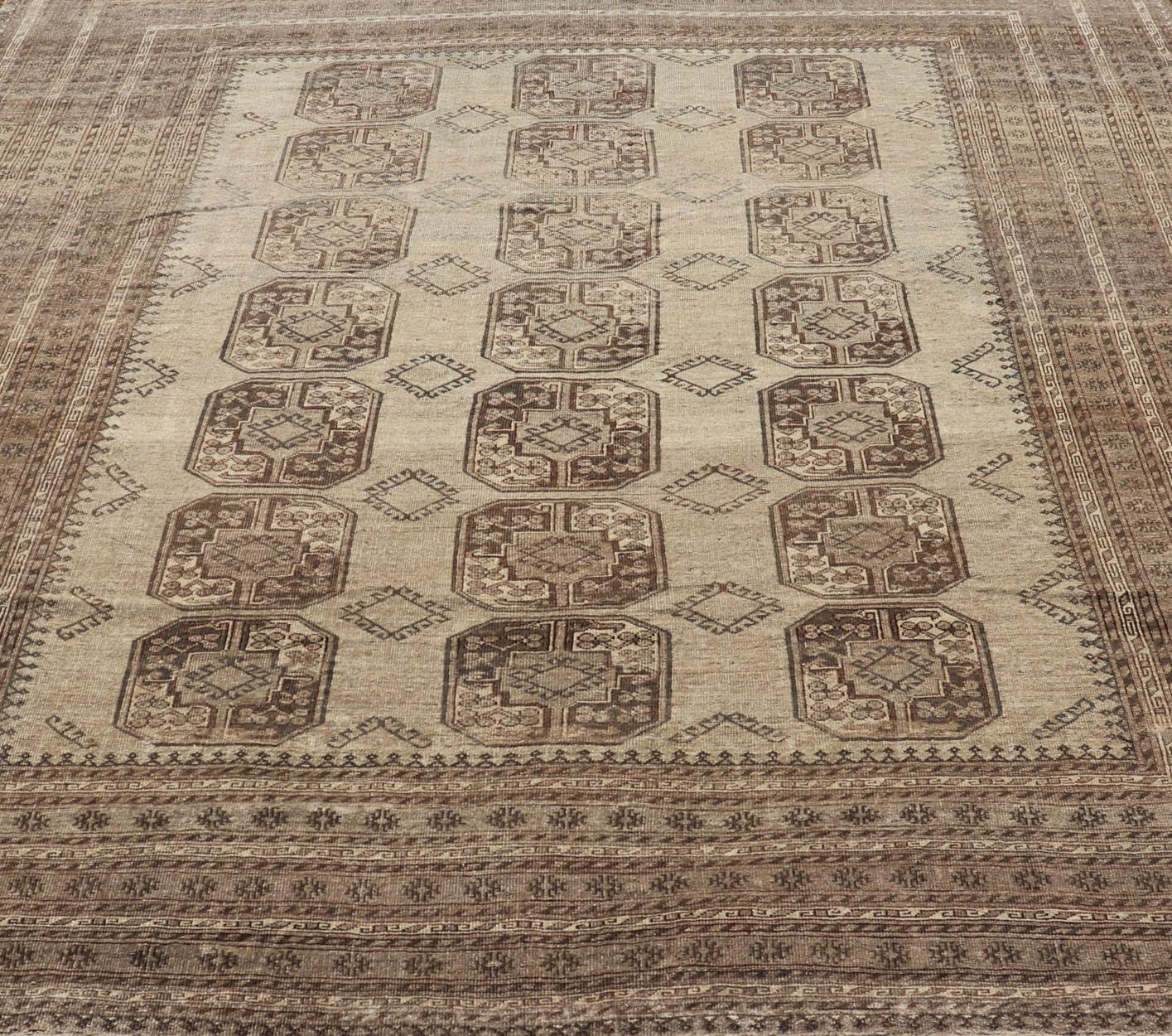 Square Sized Hand-Knotted Turkomen Ersari Rug in Wool with Repeating Gul Design In Good Condition For Sale In Atlanta, GA