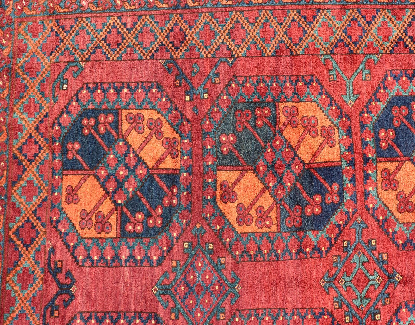 Quadratischer handgeknüpfter Turkomen Ersari-Teppich in Quadratischer Größe aus Wolle mit wiederkehrendem Gul-Design im Angebot 1