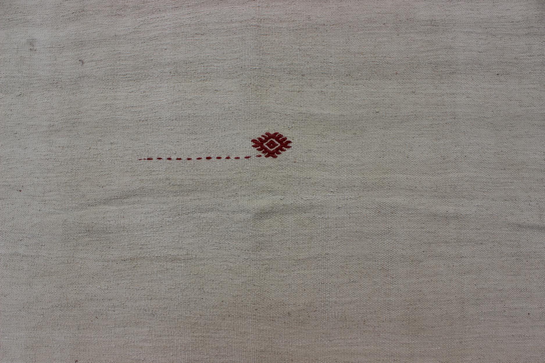 Square-Sized Large Midcentury Turkish Kilim Rug with Subtle Variegated Cream For Sale 2