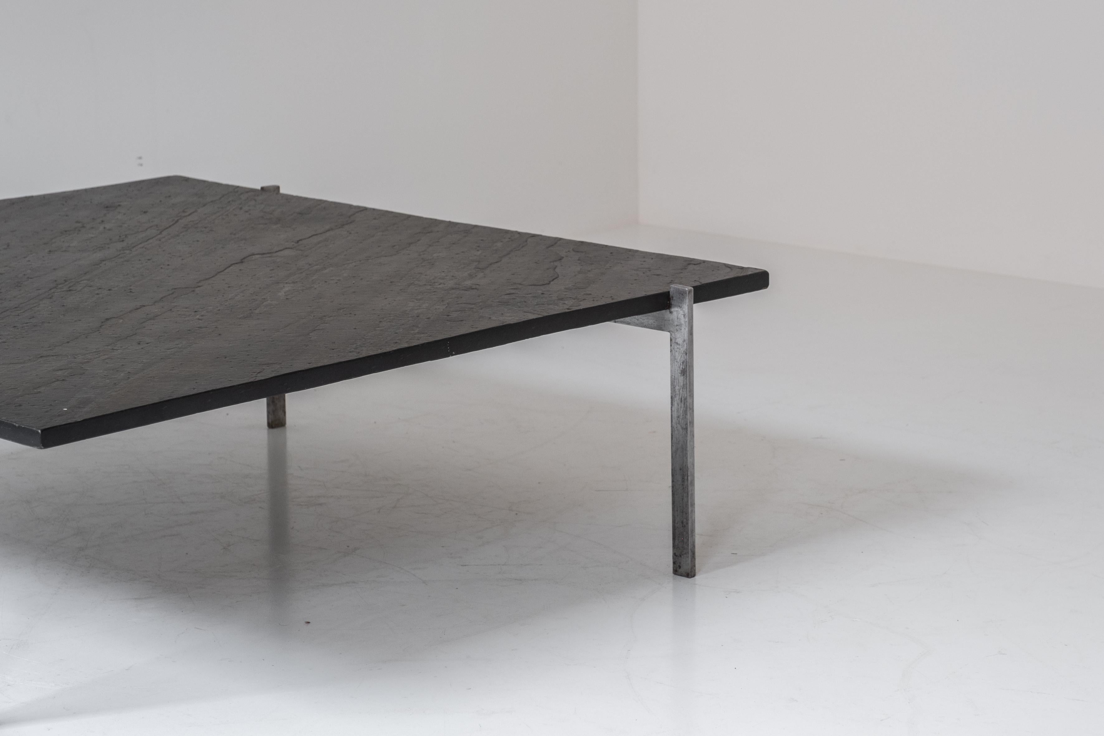 Square slate stone coffee table from the 1950s. In Good Condition For Sale In Antwerp, BE