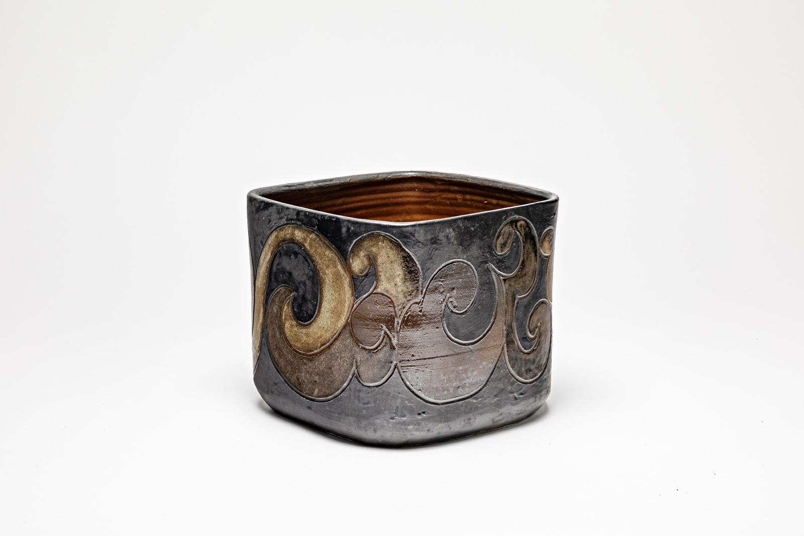 Beaux-Arts Pot carré en grès à décor abstrait de Georges Martin, vers 1970-1980 en vente