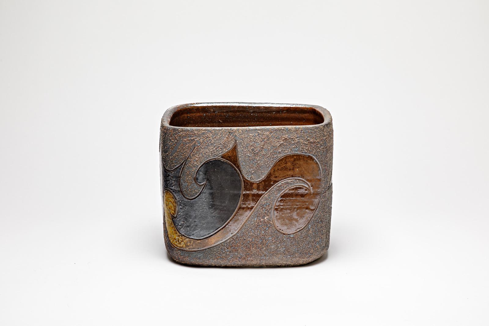 Français Pot carré en grès à décor abstrait de Georges Martin, vers 1970-1980 en vente
