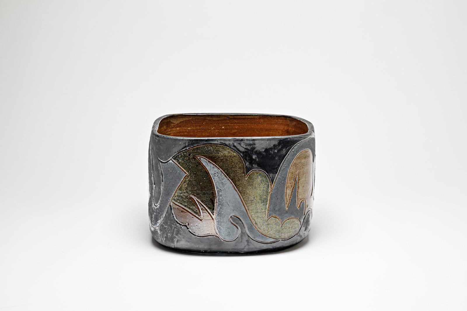 Français Pot carré en grès à décor abstrait de Georges Martin, vers 1970-1980 en vente