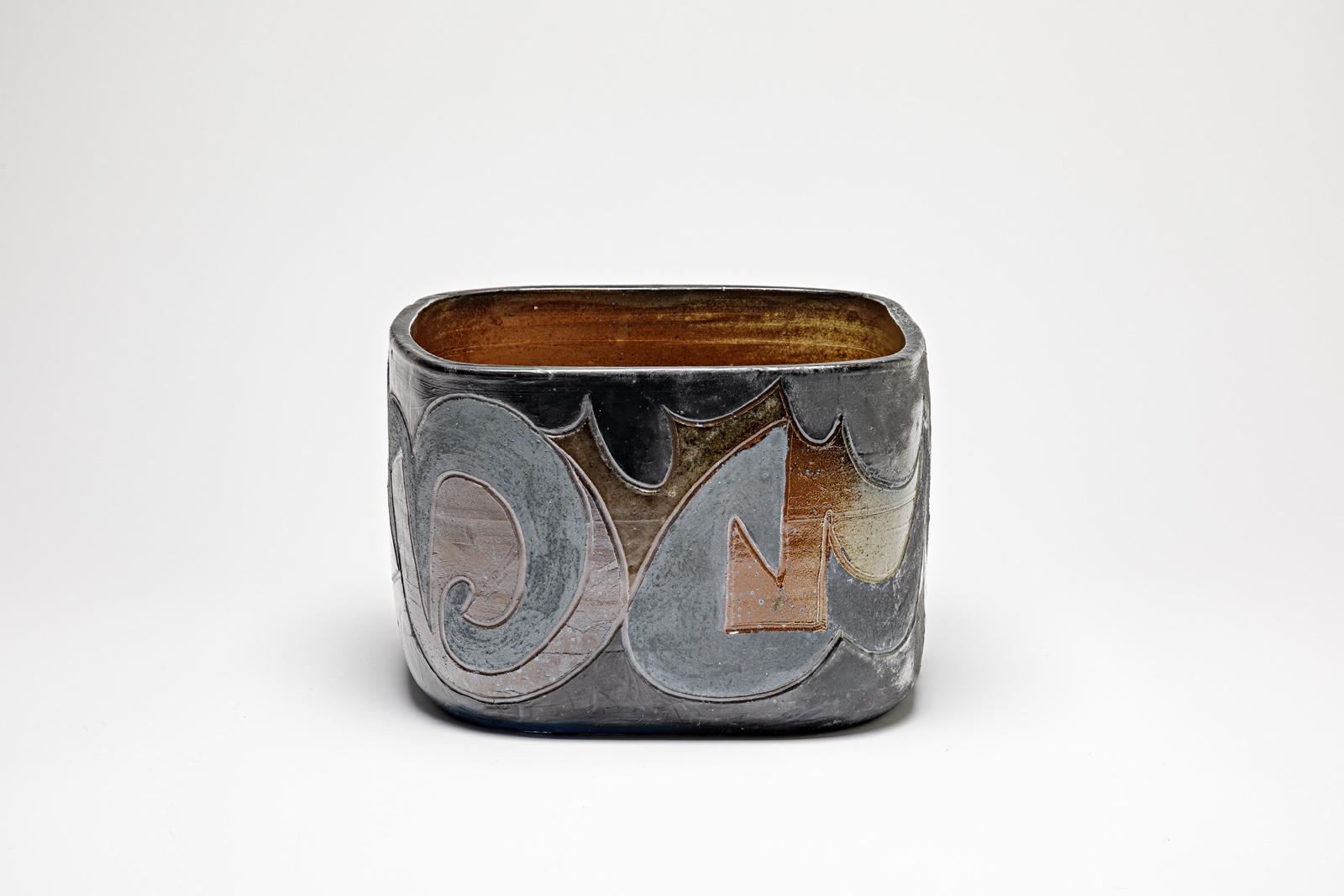 Fin du 20e siècle Pot carré en grès à décor abstrait de Georges Martin, vers 1970-1980 en vente