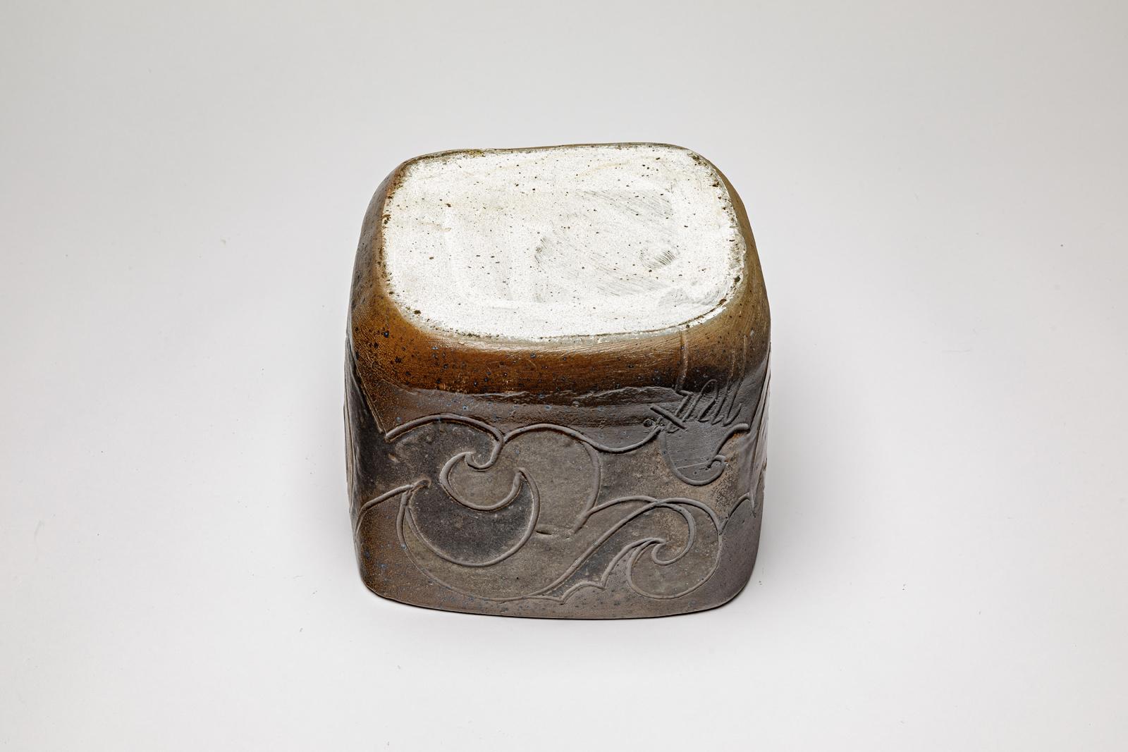 Pot carré en grès à décor abstrait de Georges Martin, vers 1970-1980 en vente 1
