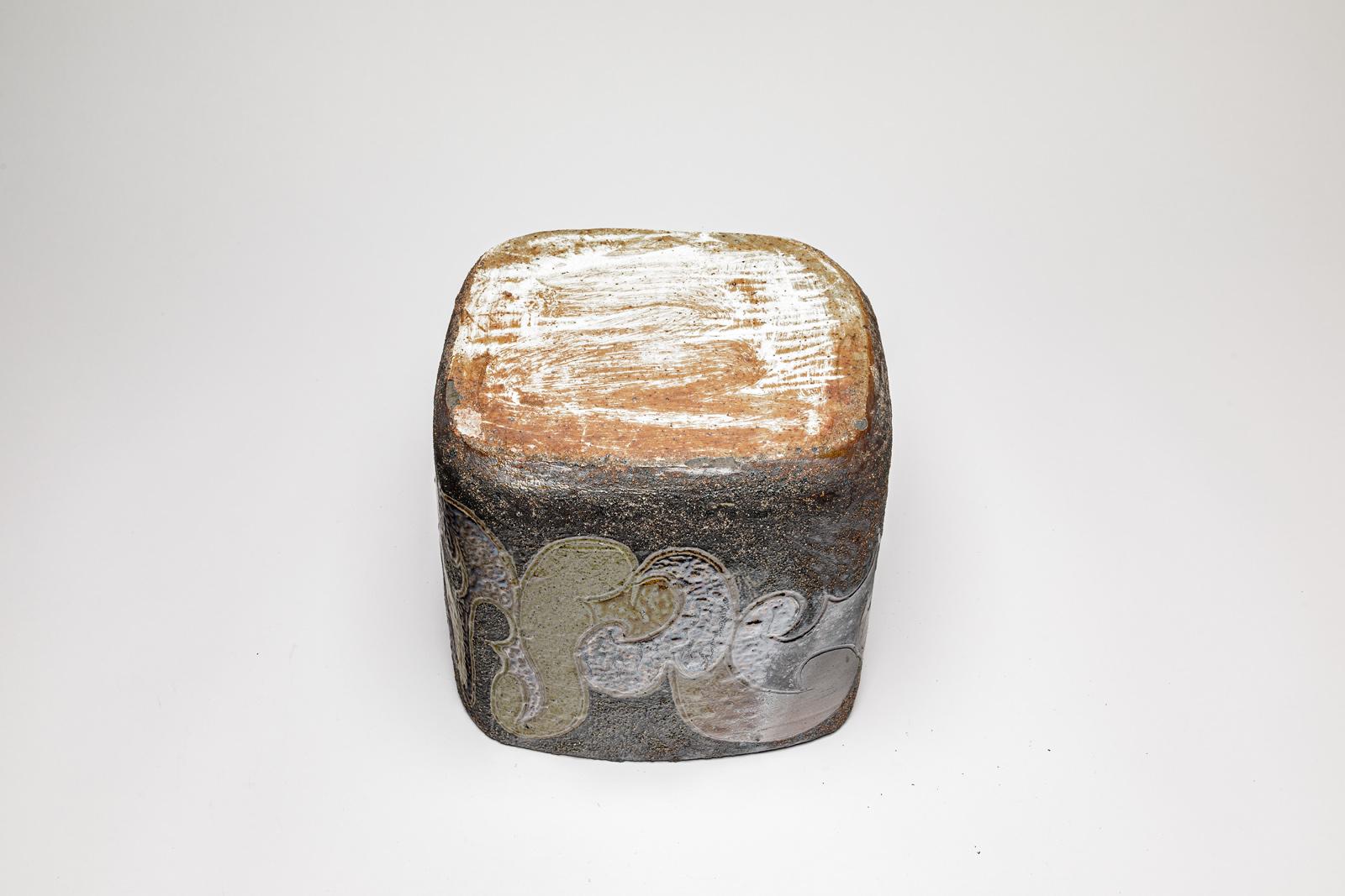 Pot carré en grès à décor abstrait de Georges Martin, vers 1970-1980 en vente 1