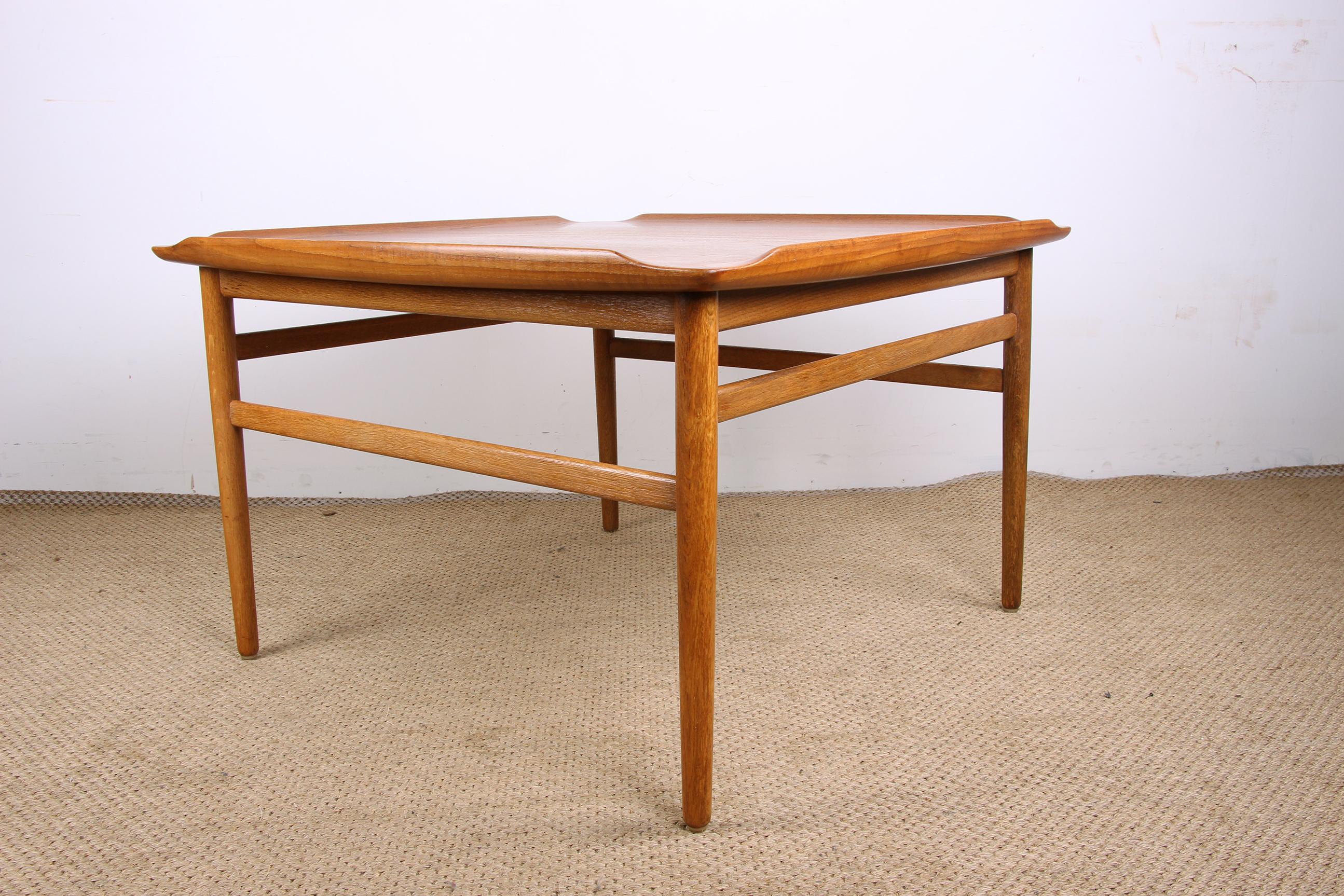 Mid-20th Century Square Swedish coffee table. Teak and solid oak base by Folke Ohlsson/Tingstroms