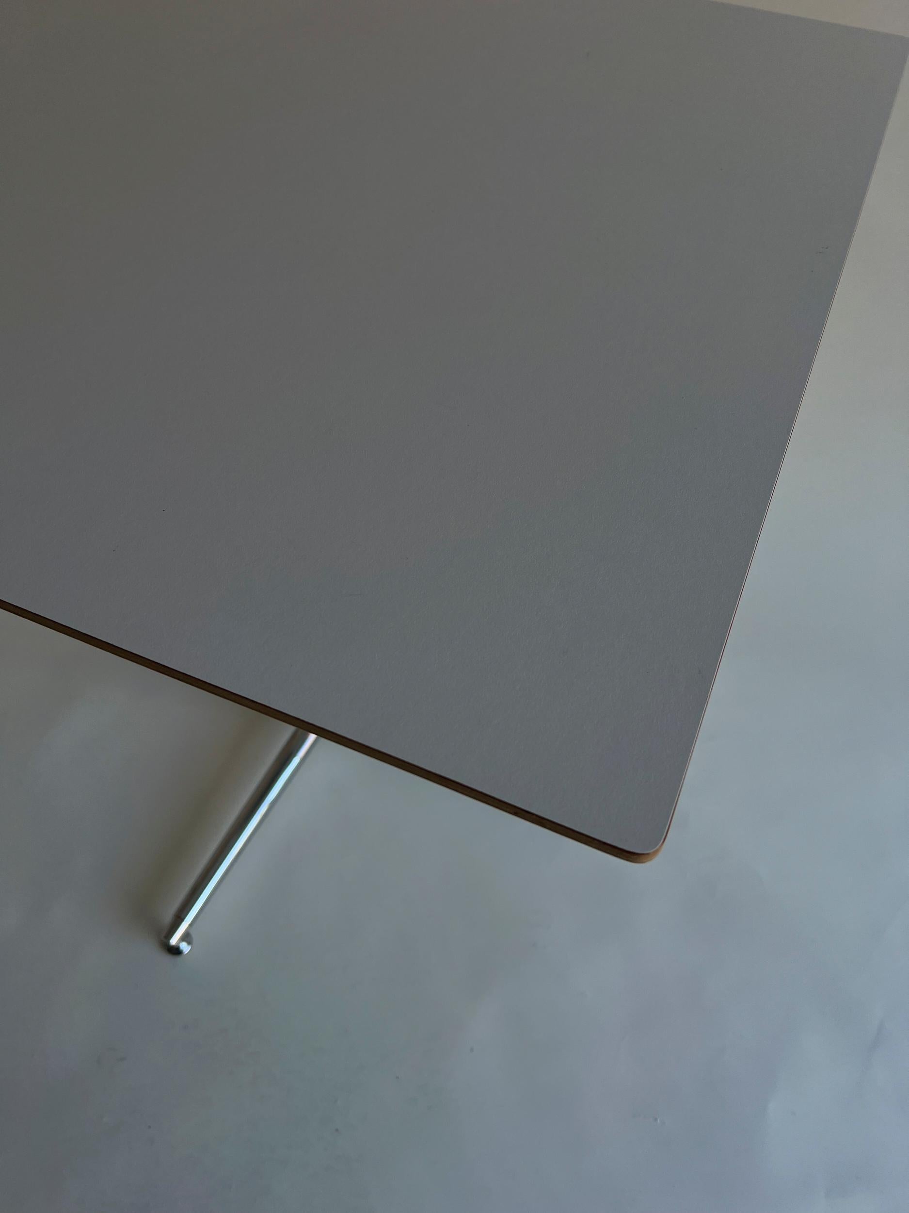 Quadratischer Tisch 'Artifort' 80 x 80 cm im Zustand „Gut“ im Angebot in GOOR, NL