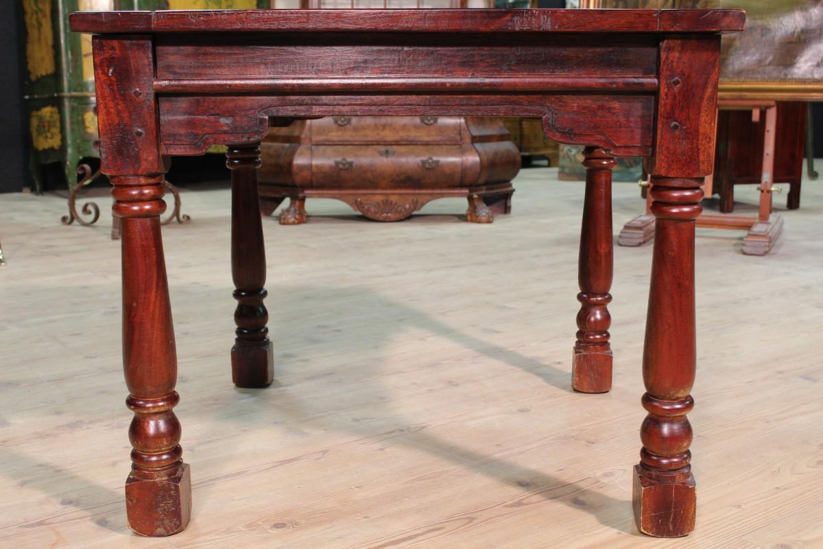 Square Table in Carved Wood, 20th Century In Good Condition For Sale In London, GB