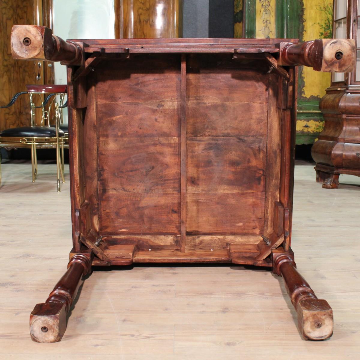Square Table in Carved Wood, 20th Century For Sale 5
