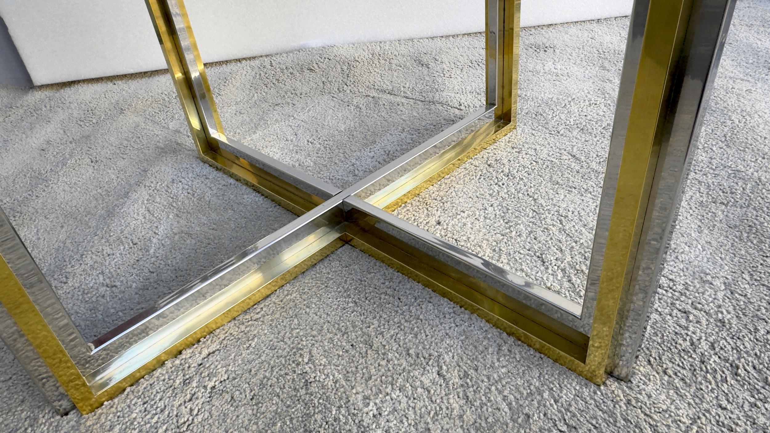 Square table in polished brass and chromed steel, Romeo Rega, Italy, circa 1970 In Good Condition For Sale In Paris, FR