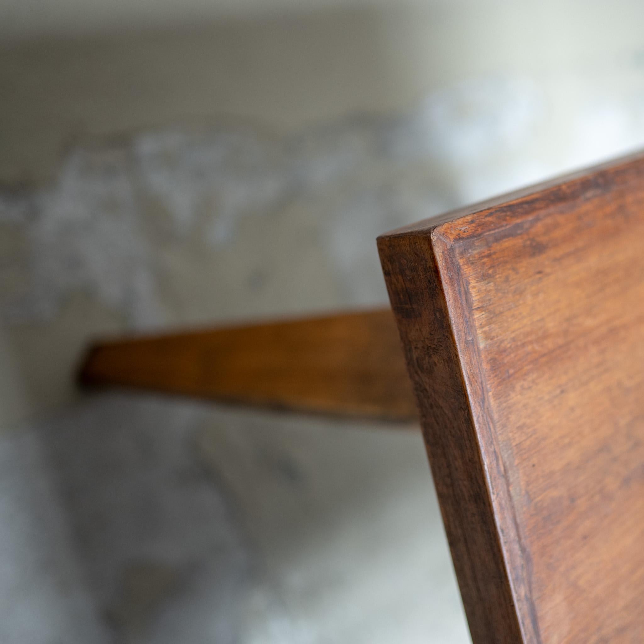 Table carrée Pierre Jeanneret Bon état - En vente à Tokyo, Tokyo