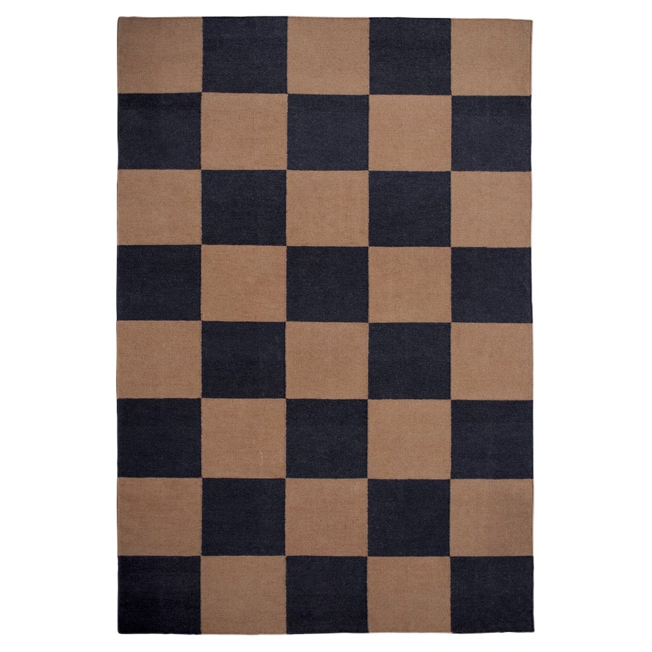 Quadratischer Tabak- Dhurrie/Kelim-Teppich in skandinavischem Design