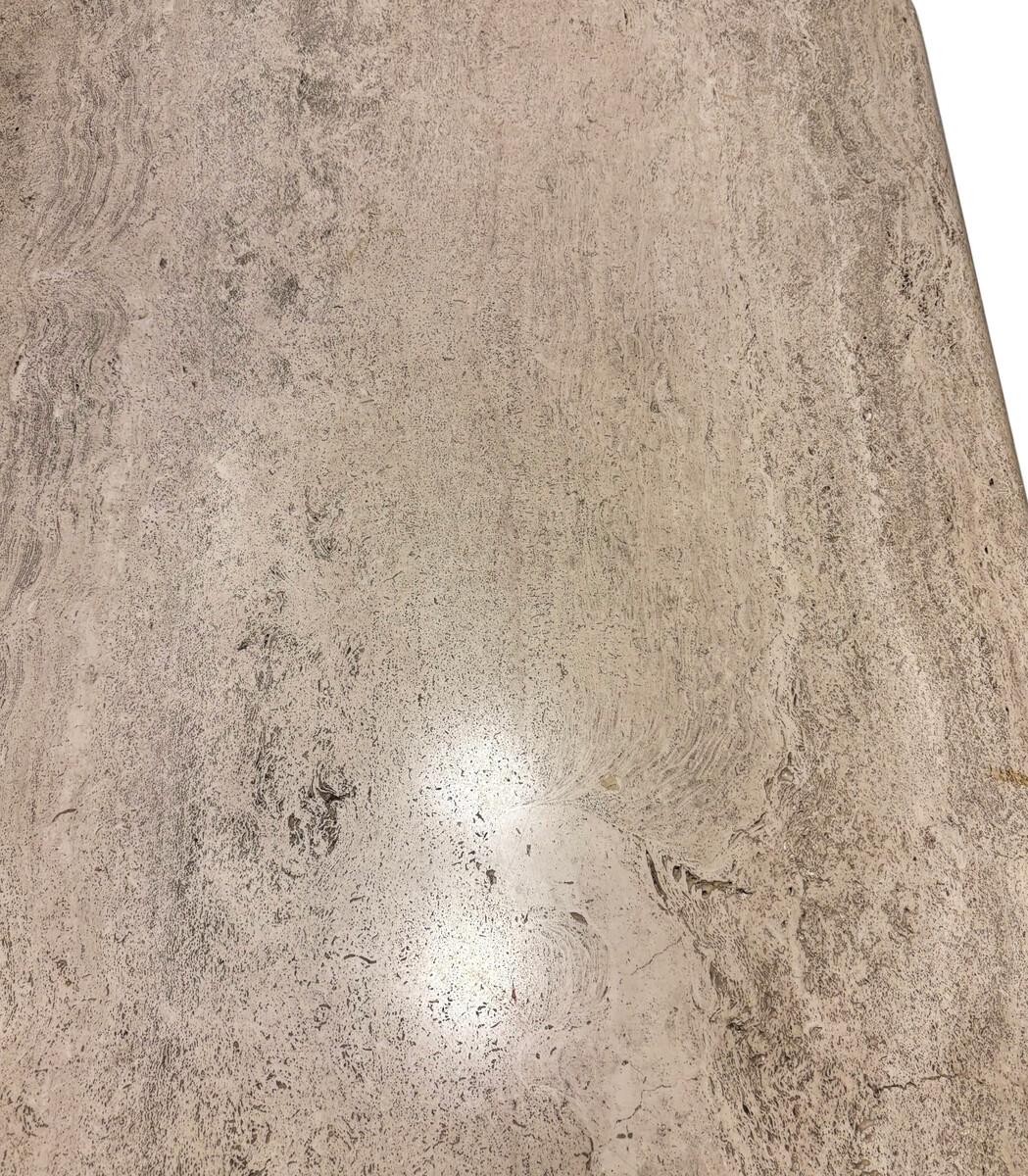 Mesa baja cuadrada de travertino de Angelo Mangiarotti para Up & Up, Italia, años 70 siglo XX en venta