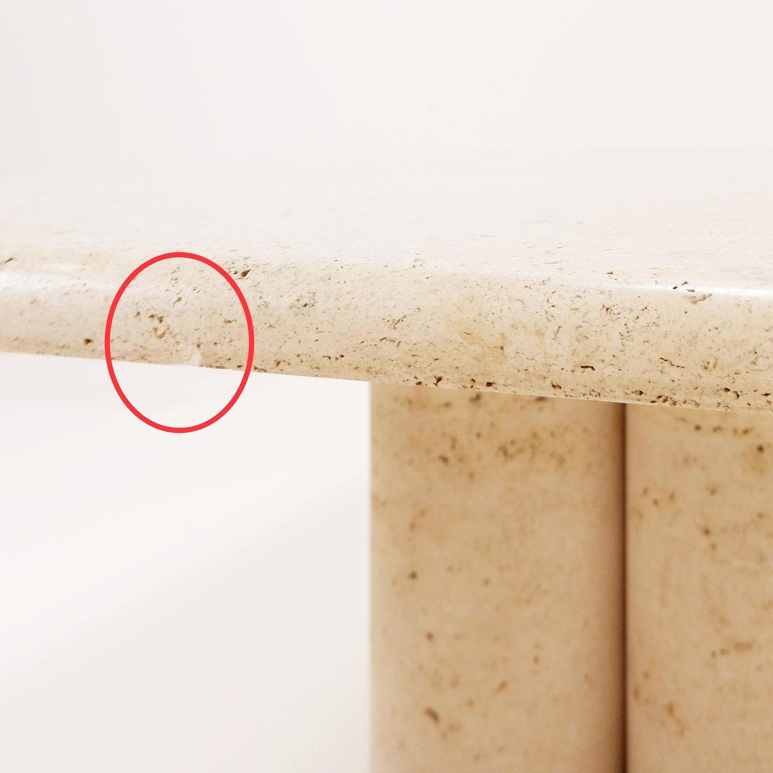 italien Table basse carrée en travertin par Mario Bellini pour Cassina, Circa 1975 en vente