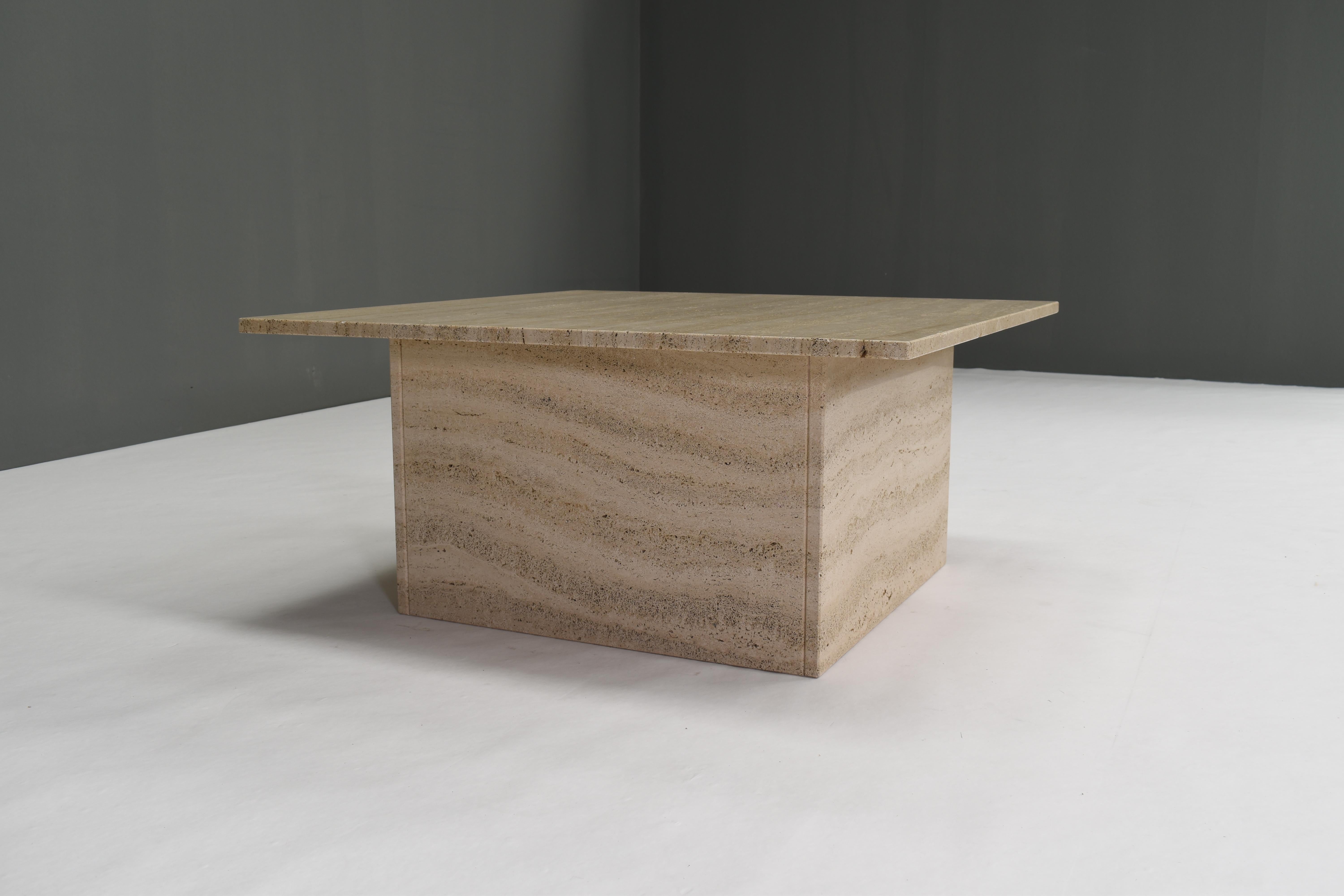 Square Travertine Coffee Table in the style of Up&Up Mangiarotti, Italy, 1970 In Good Condition For Sale In Pijnacker, Zuid-Holland