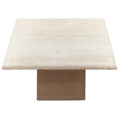 Table basse moderne carrée en travertin