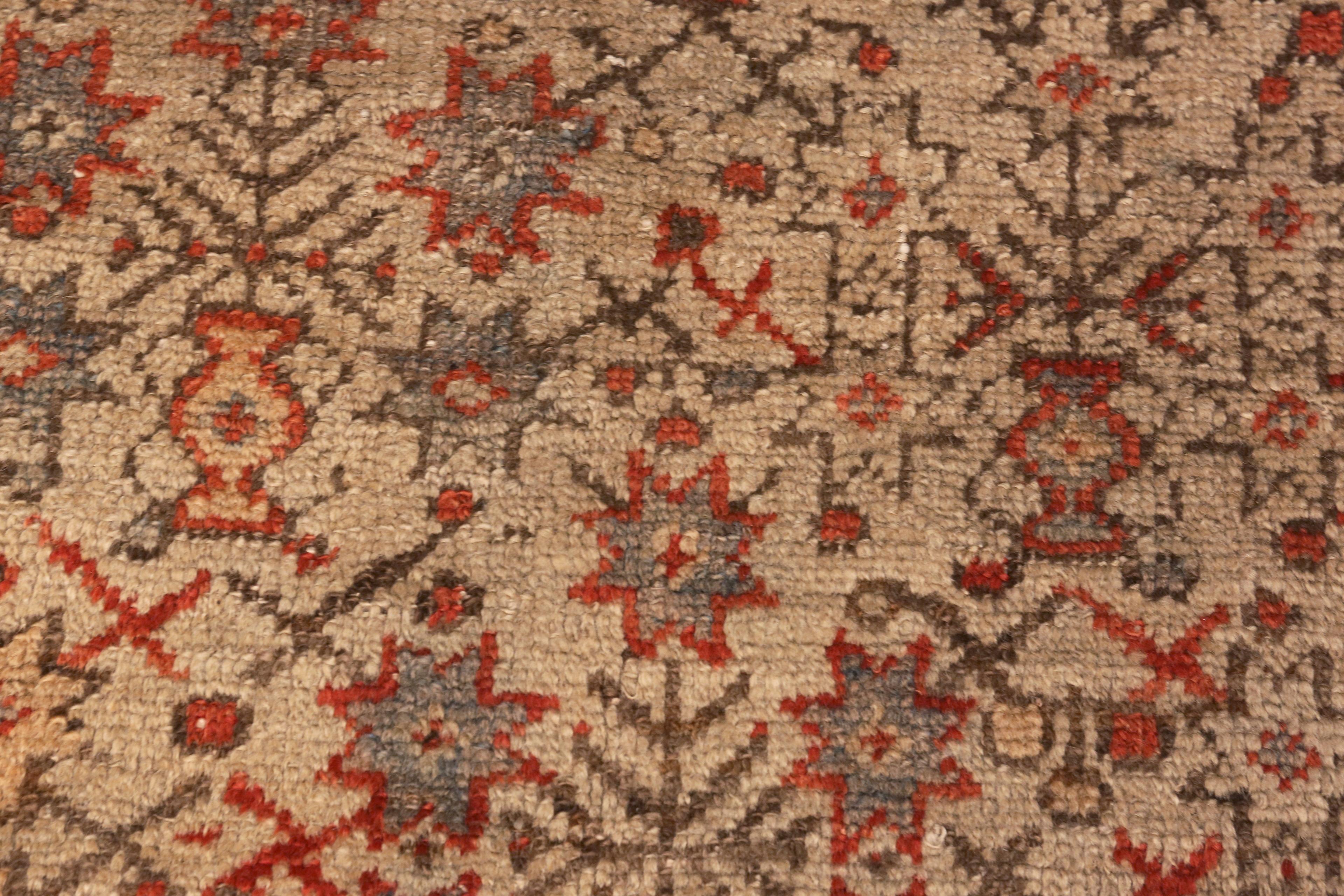 Hand-Knotted Antique Turkish Ghiordes Rug. 4 ft x 4 ft 2 in For Sale