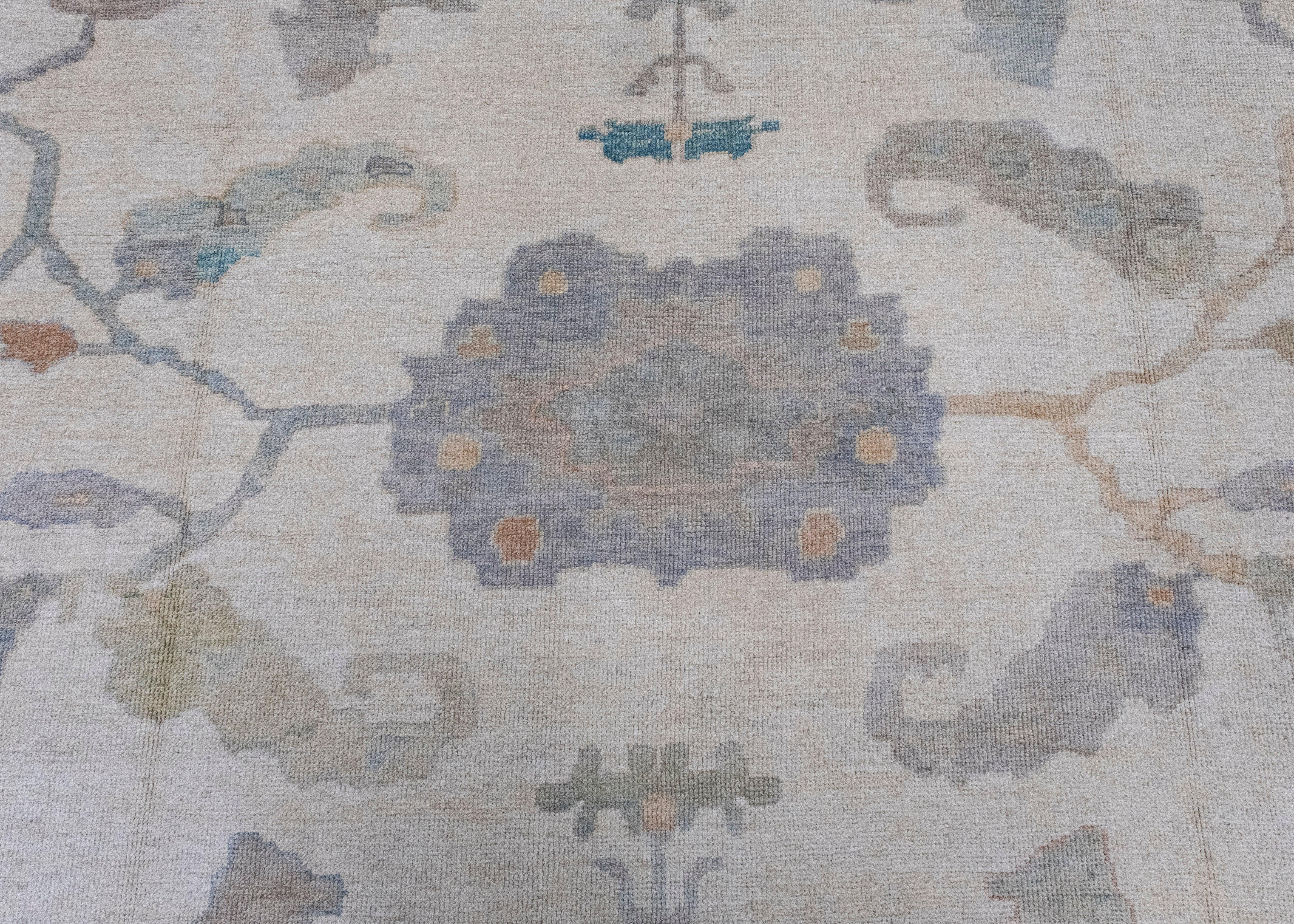Quadratischer türkischer Oushak-Teppich 11'10