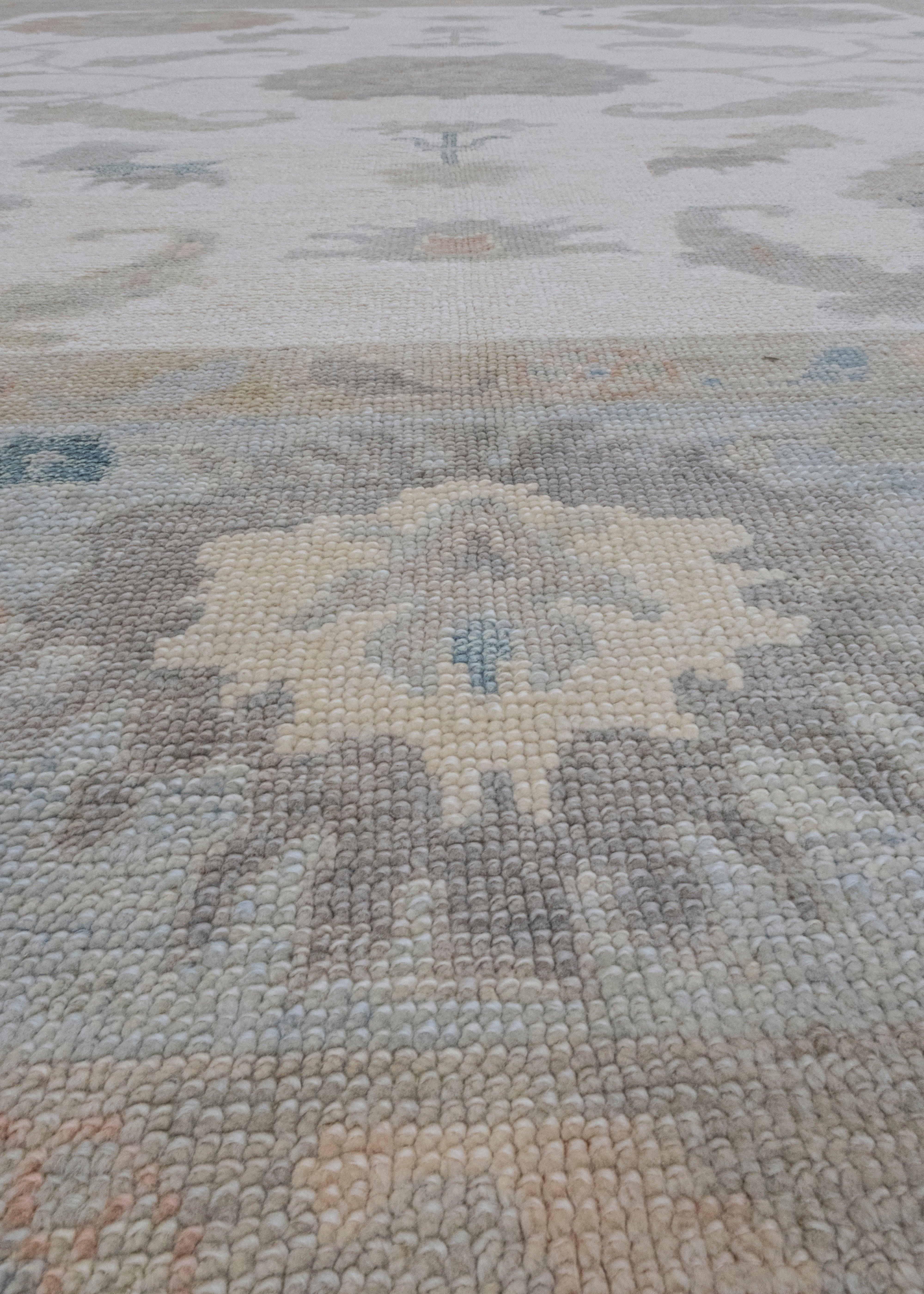 Quadratischer türkischer Oushak-Teppich 9'8