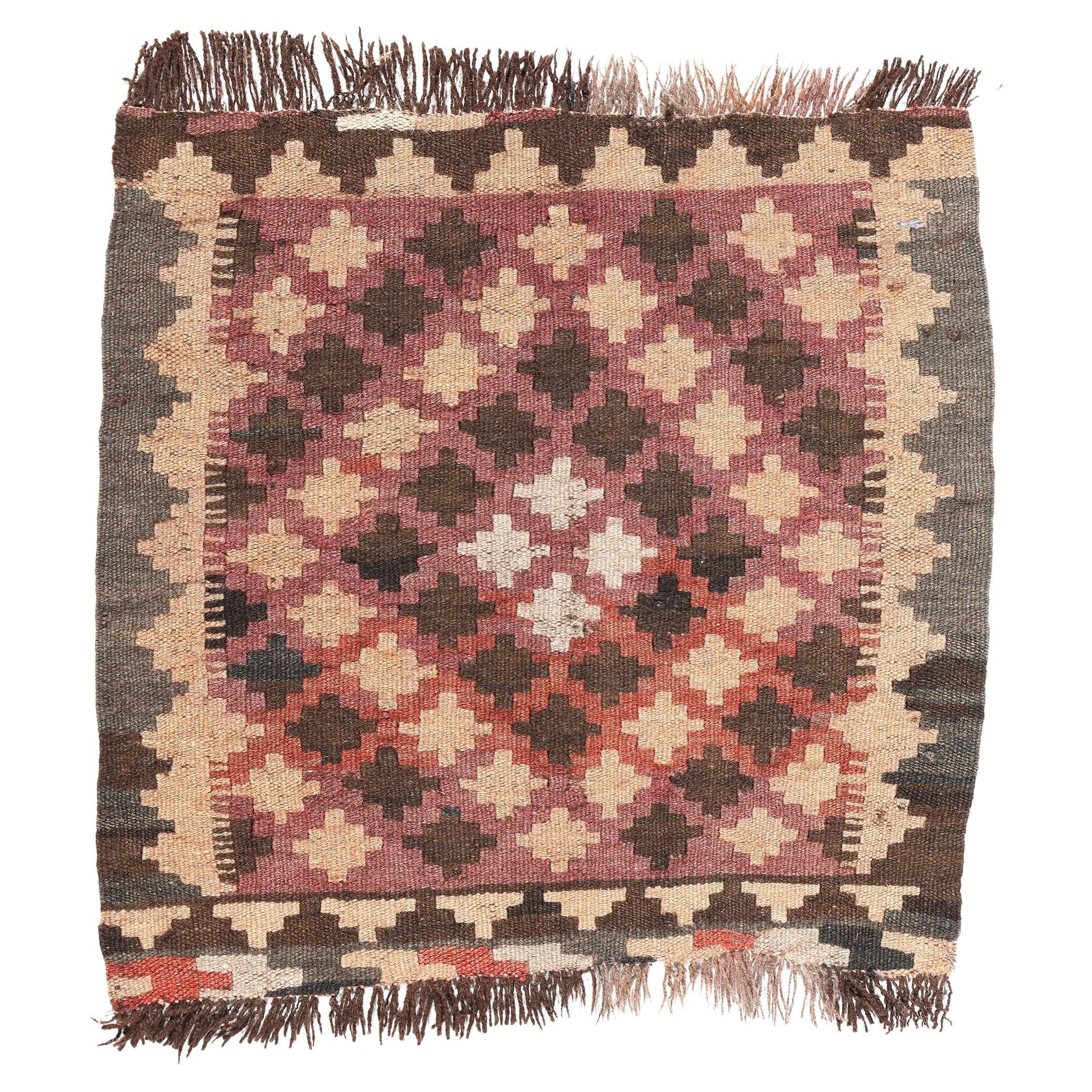Alfombra afgana cuadrada de tejido plano Kilim vintage en tonos tierra