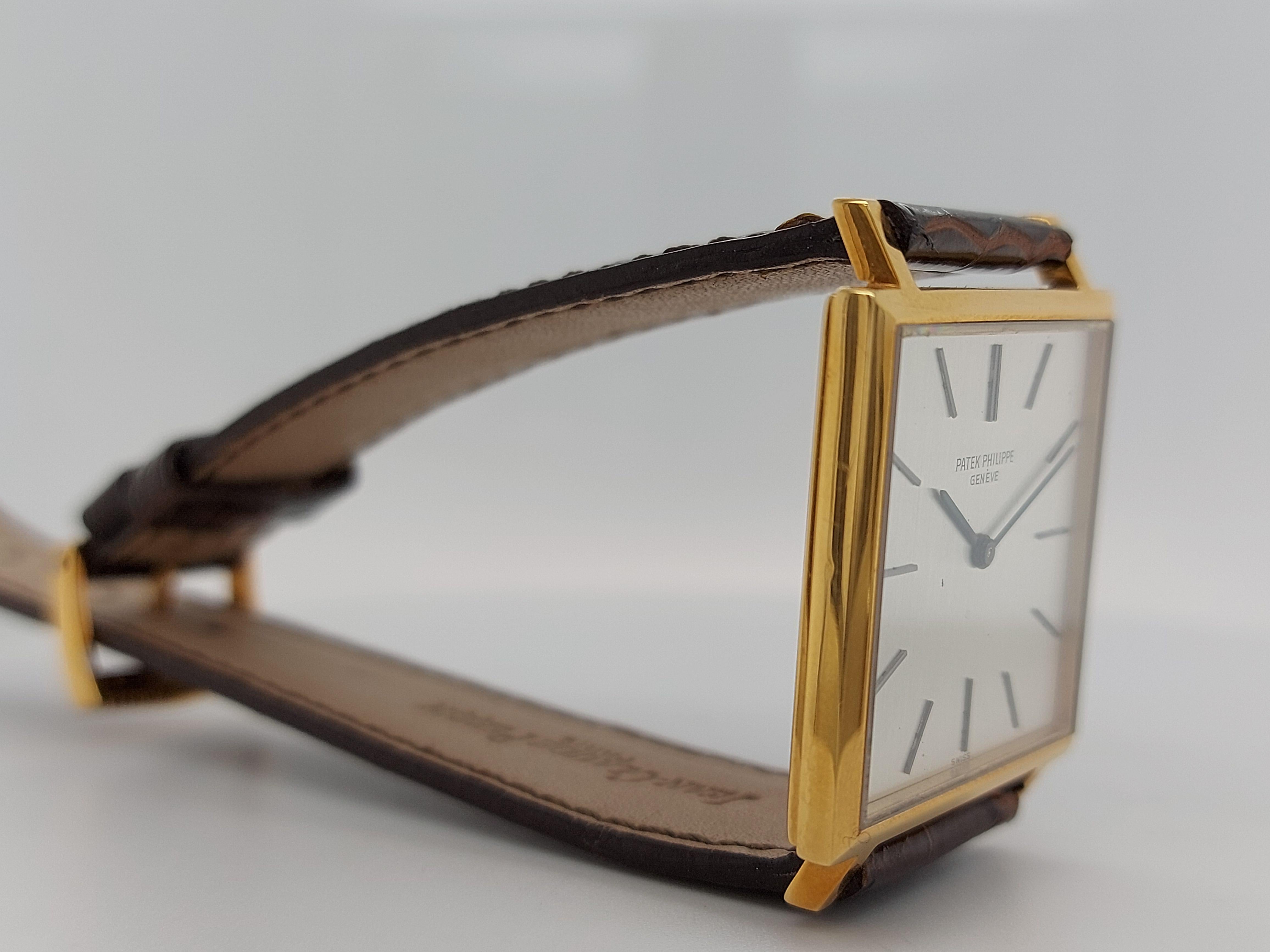 Women's or Men's Square Vintage Patek Philippe 18 Karat Solid Gold from 1970, Ref. 3555 For Sale