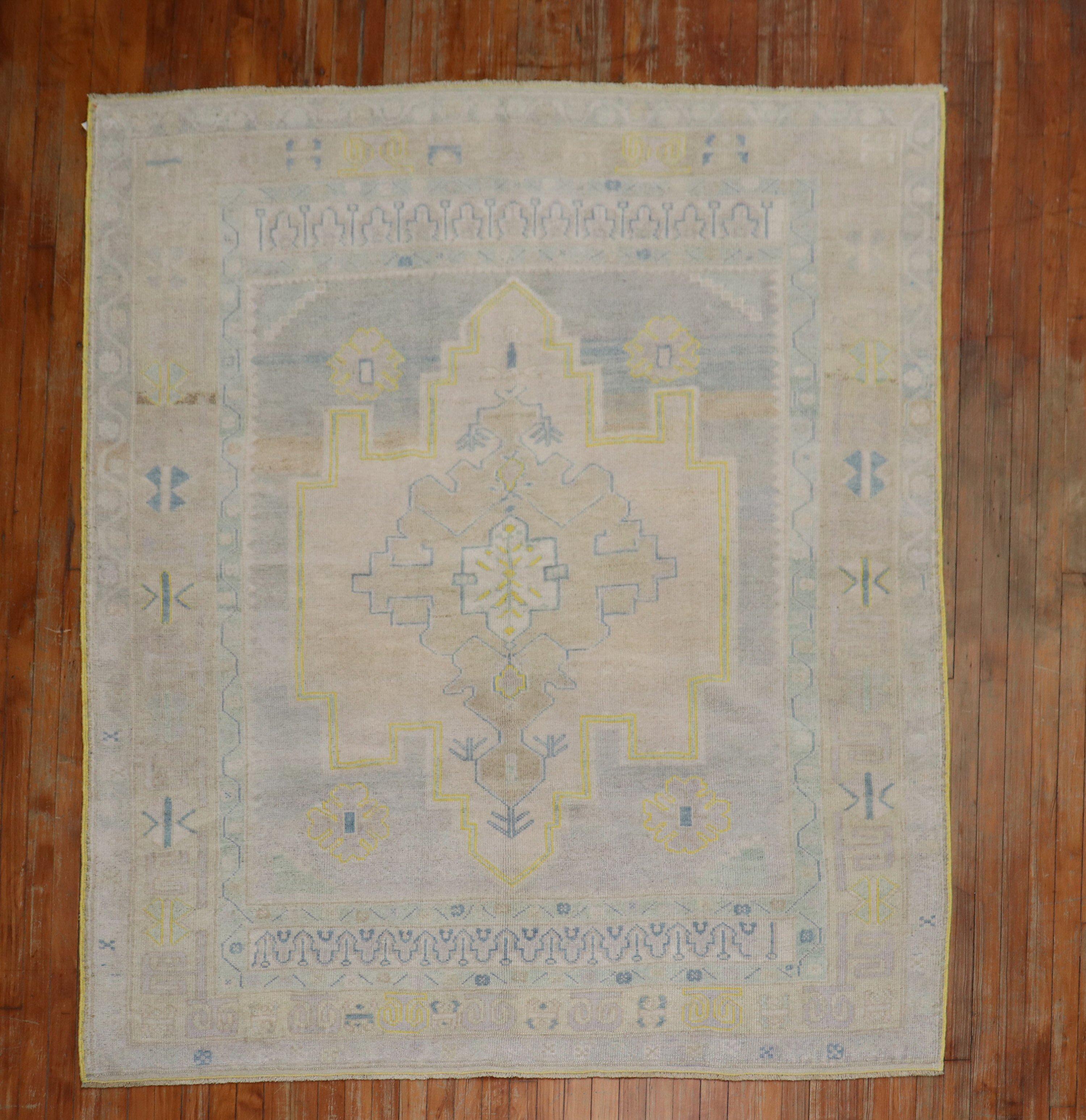 One-of-a-kind vintage Turkish Oushak rug in neutral tones from the 3rd quarter of the 20th century

Measures: 6'1'' x 7'2''.