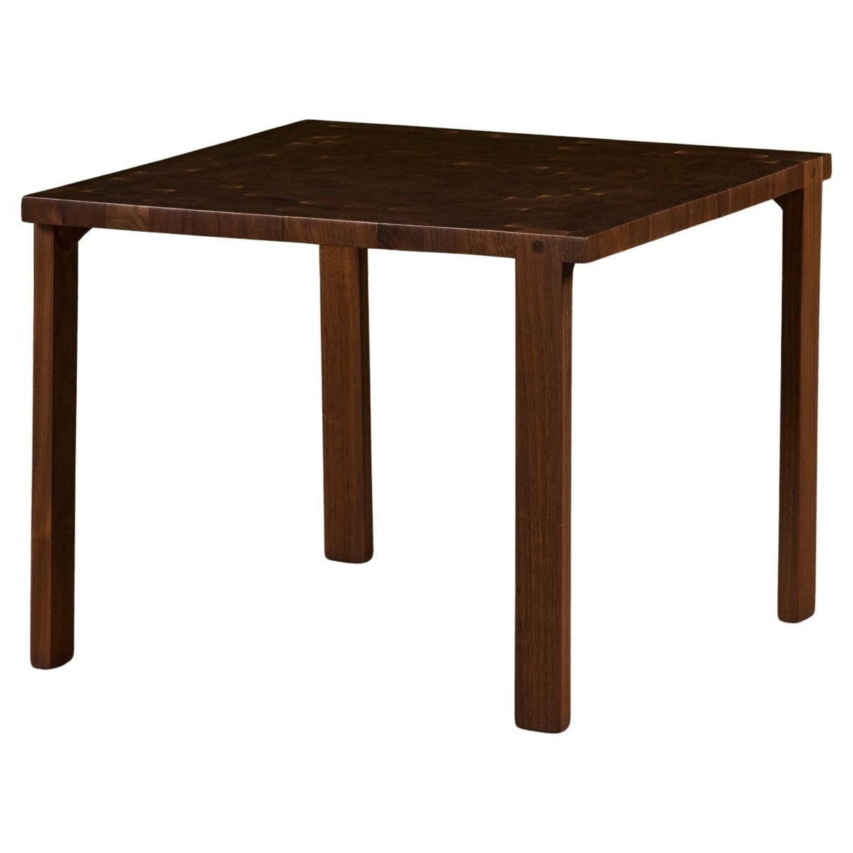 Beistelltisch Nussbaum quadratisch