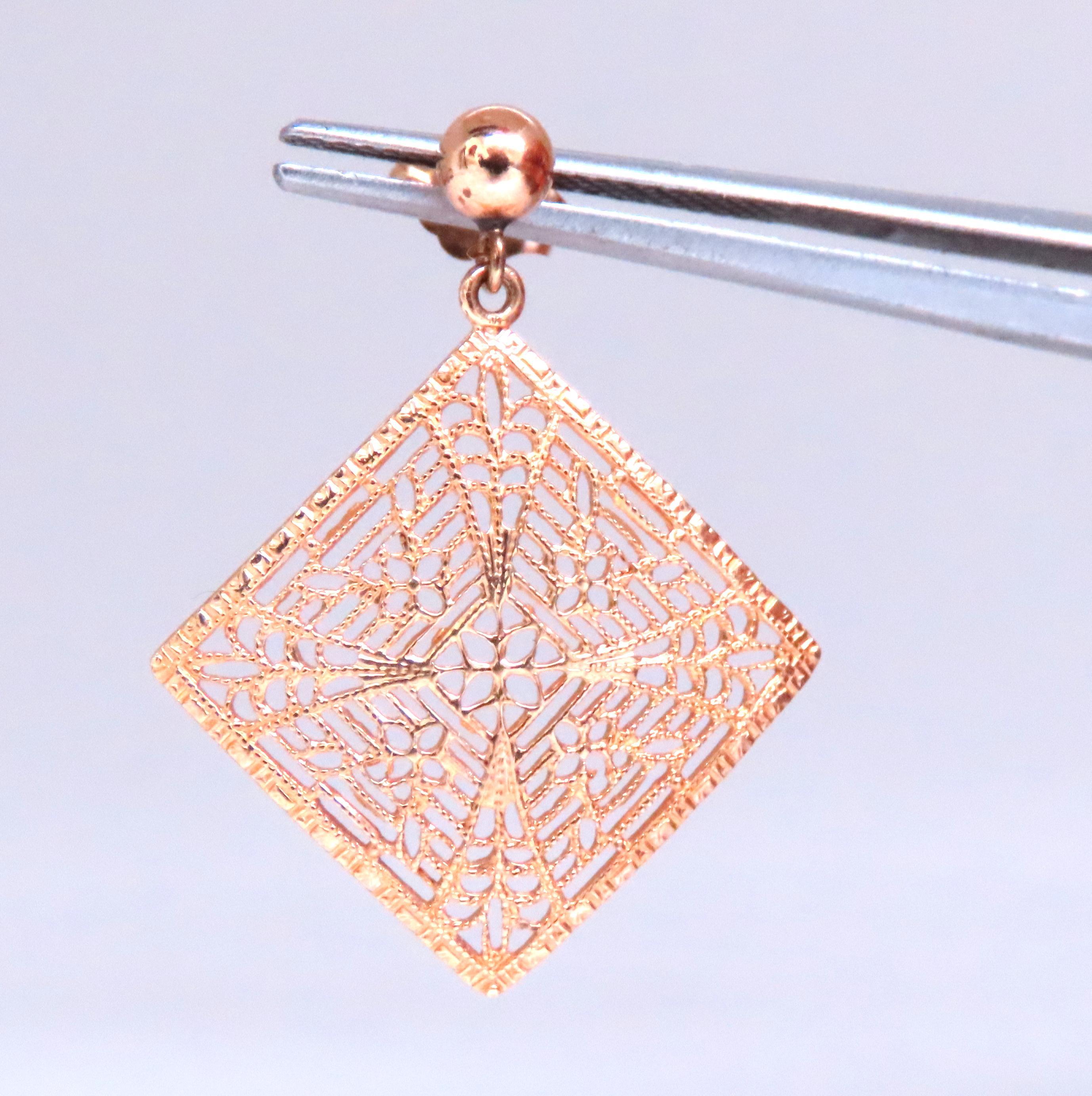 Contemporary Square Web Dangle Gold Earrings 14kt 12505 For Sale